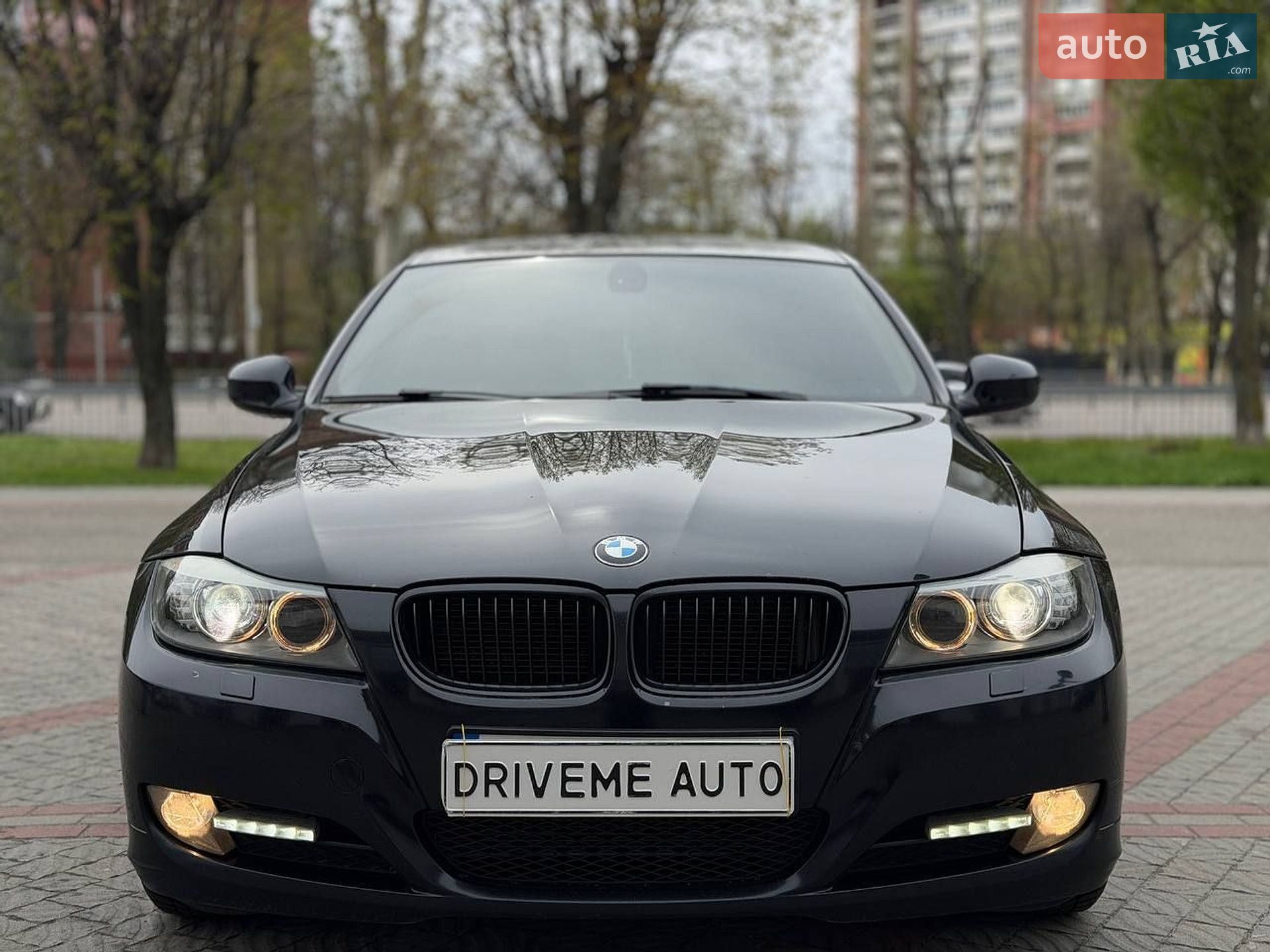 BMW 3 Series 2011 VIN WBAPG51060F059246 фото оголошення 2 з 31