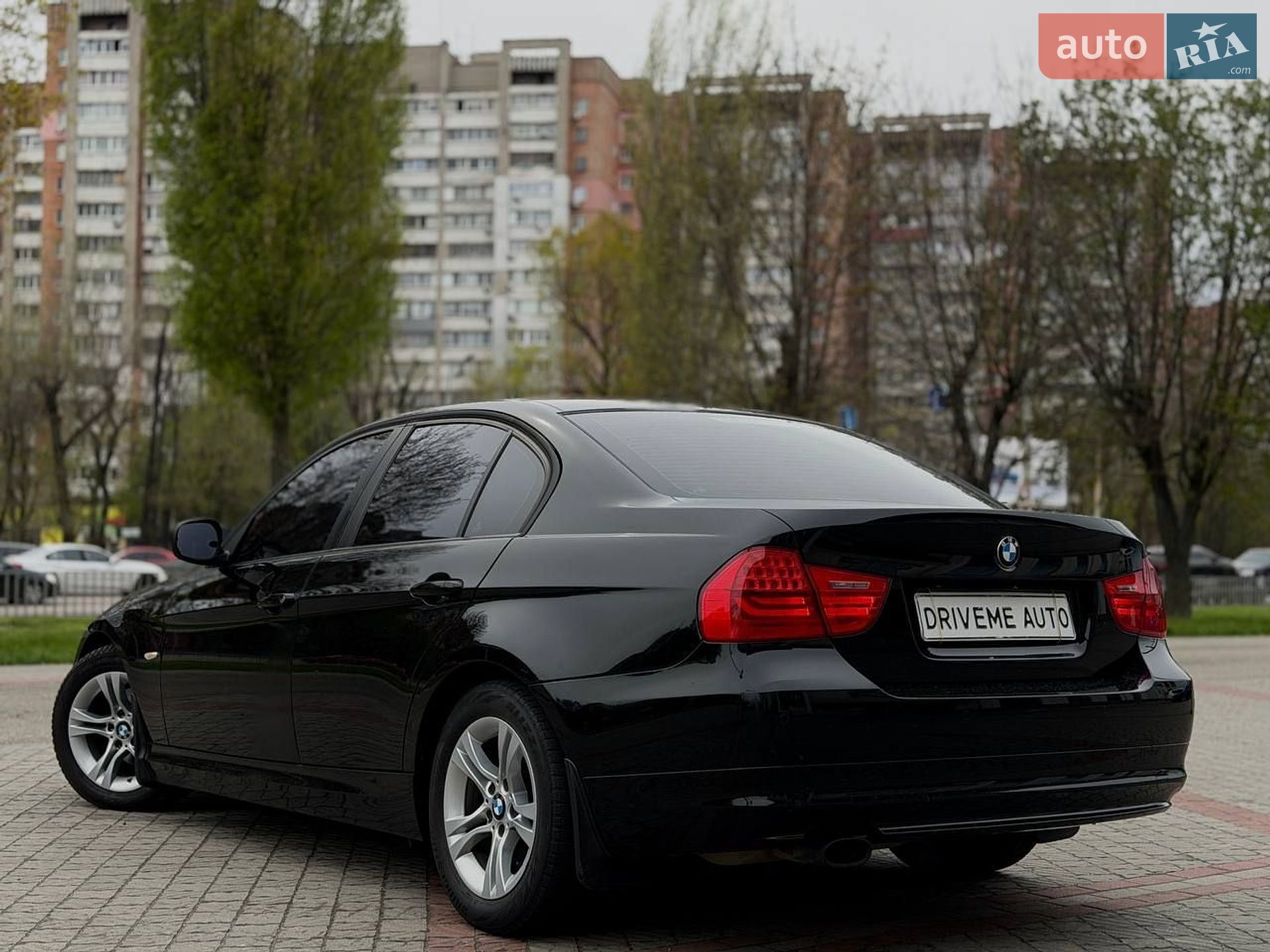 BMW 3 Series 2011 VIN WBAPG51060F059246 фото оголошення 6 з 31