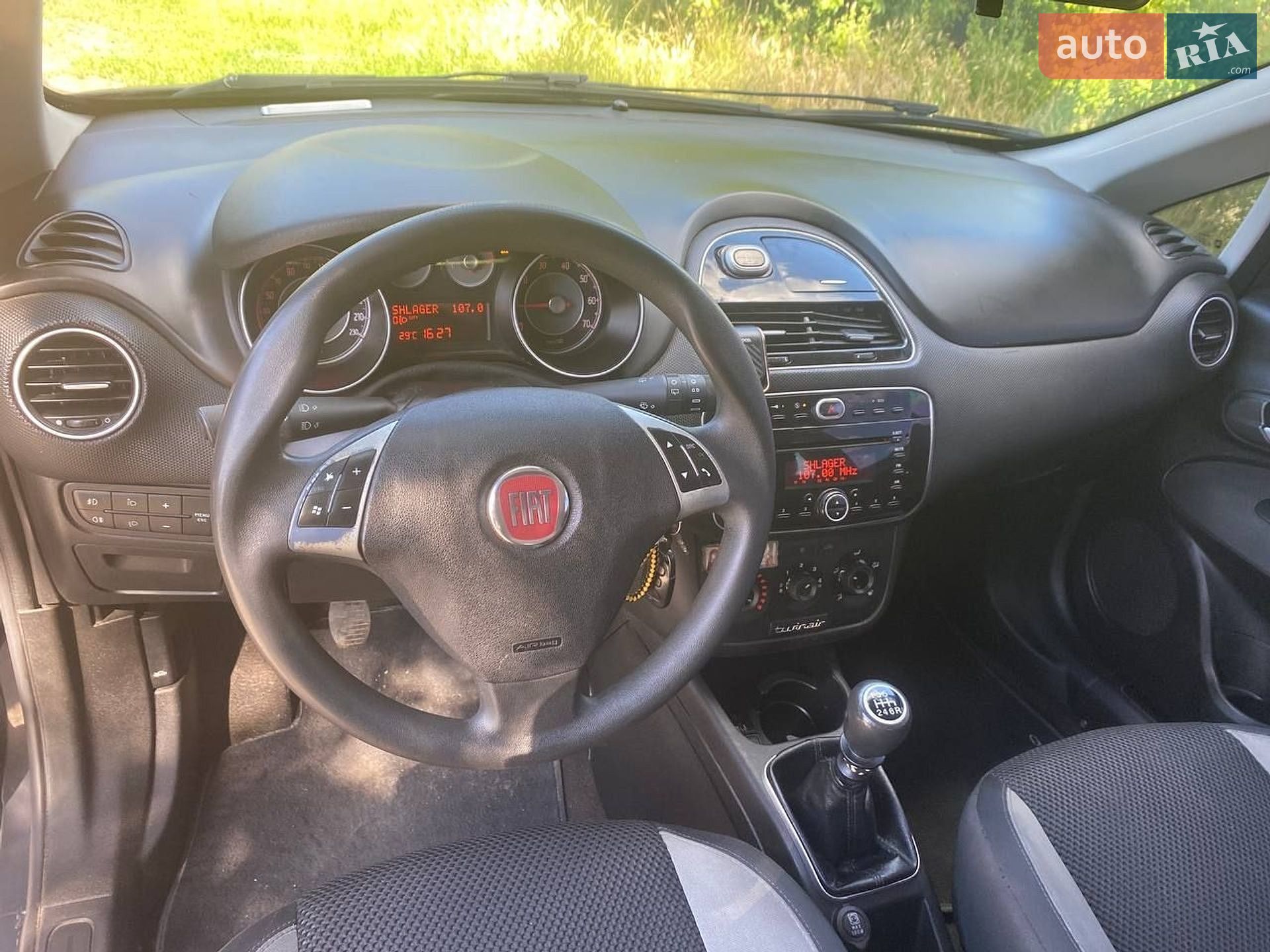 Fiat Punto 2012 VIN ZFA19900000869206 фото оголошення 29 з 36