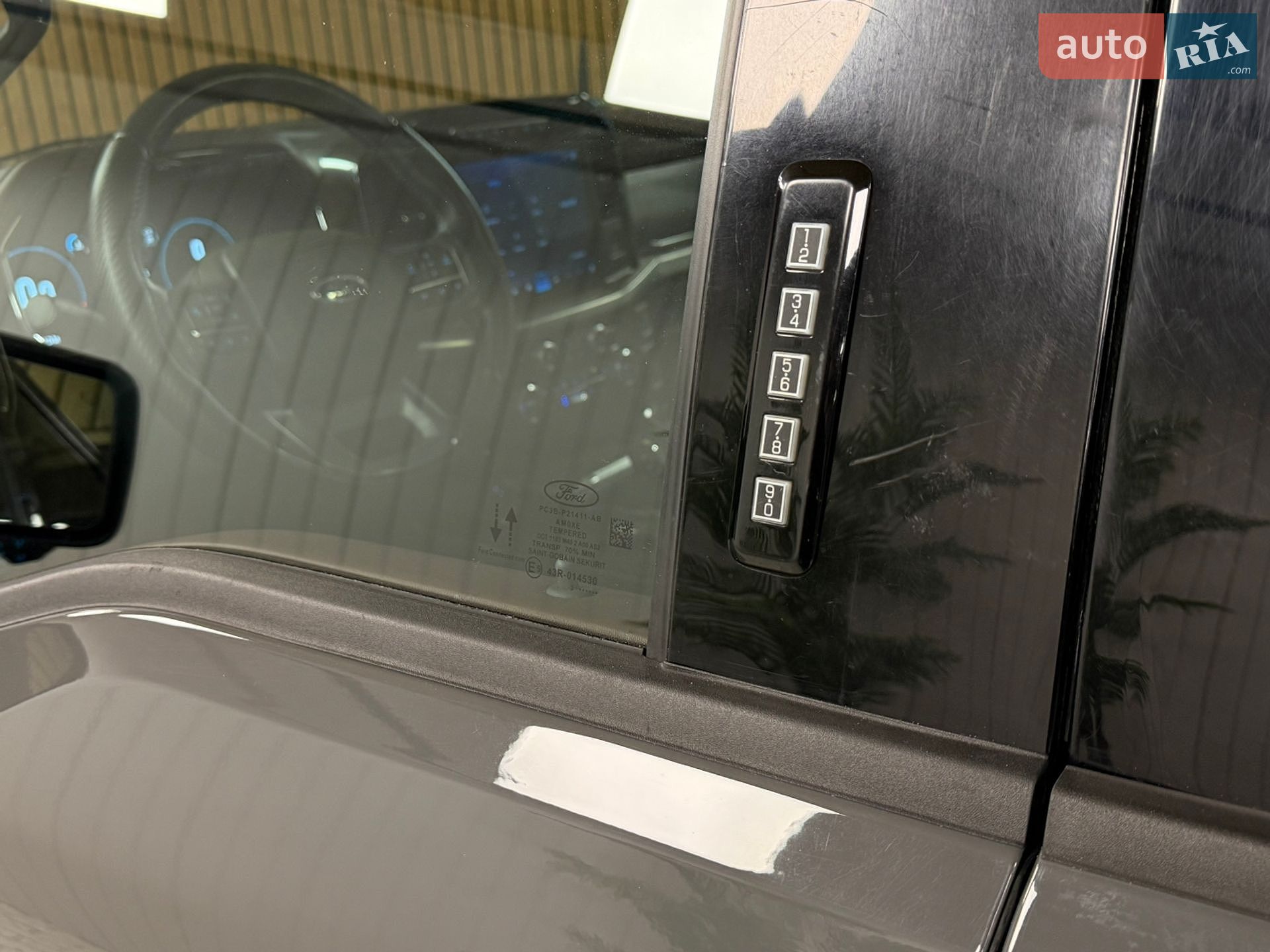 Ford F-150 2021 VIN 1FTFW1ED9MFB68314 фото оголошення 17 з 65