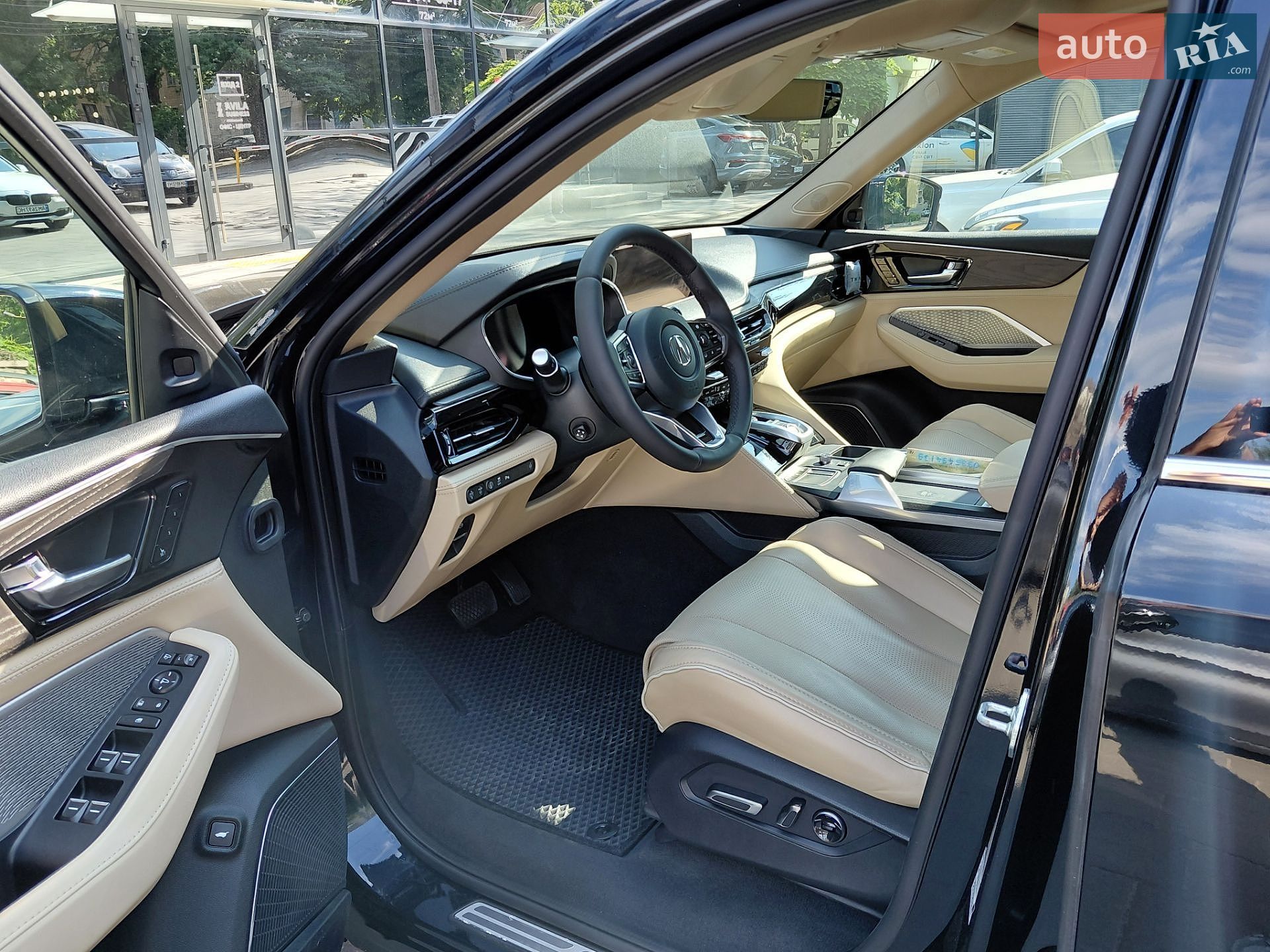 Acura MDX 2023 VIN 5J8YE1H82PL027800 фото оголошення 3 з 19