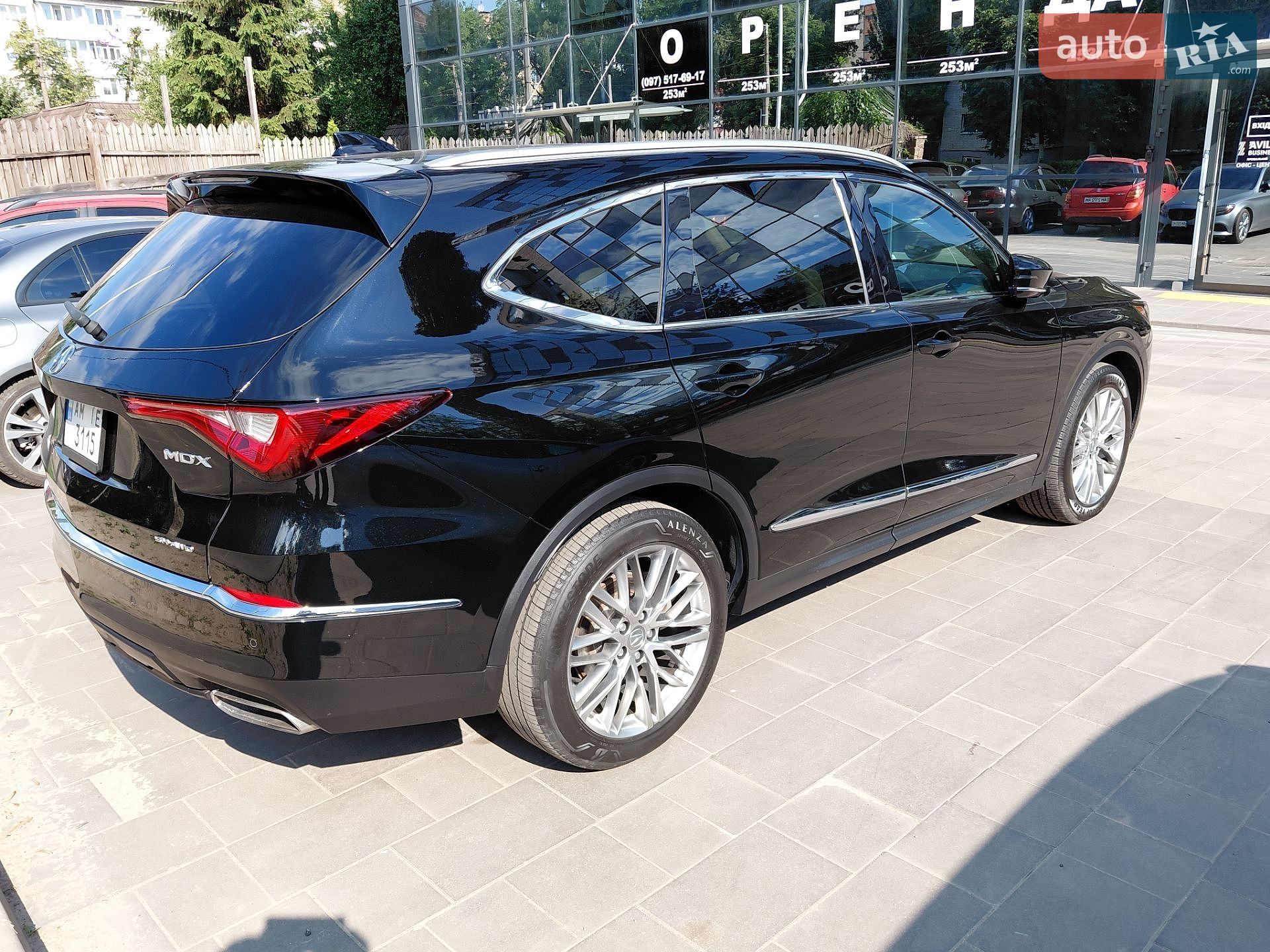 Acura MDX 2023 VIN 5J8YE1H82PL027800 фото оголошення 4 з 19