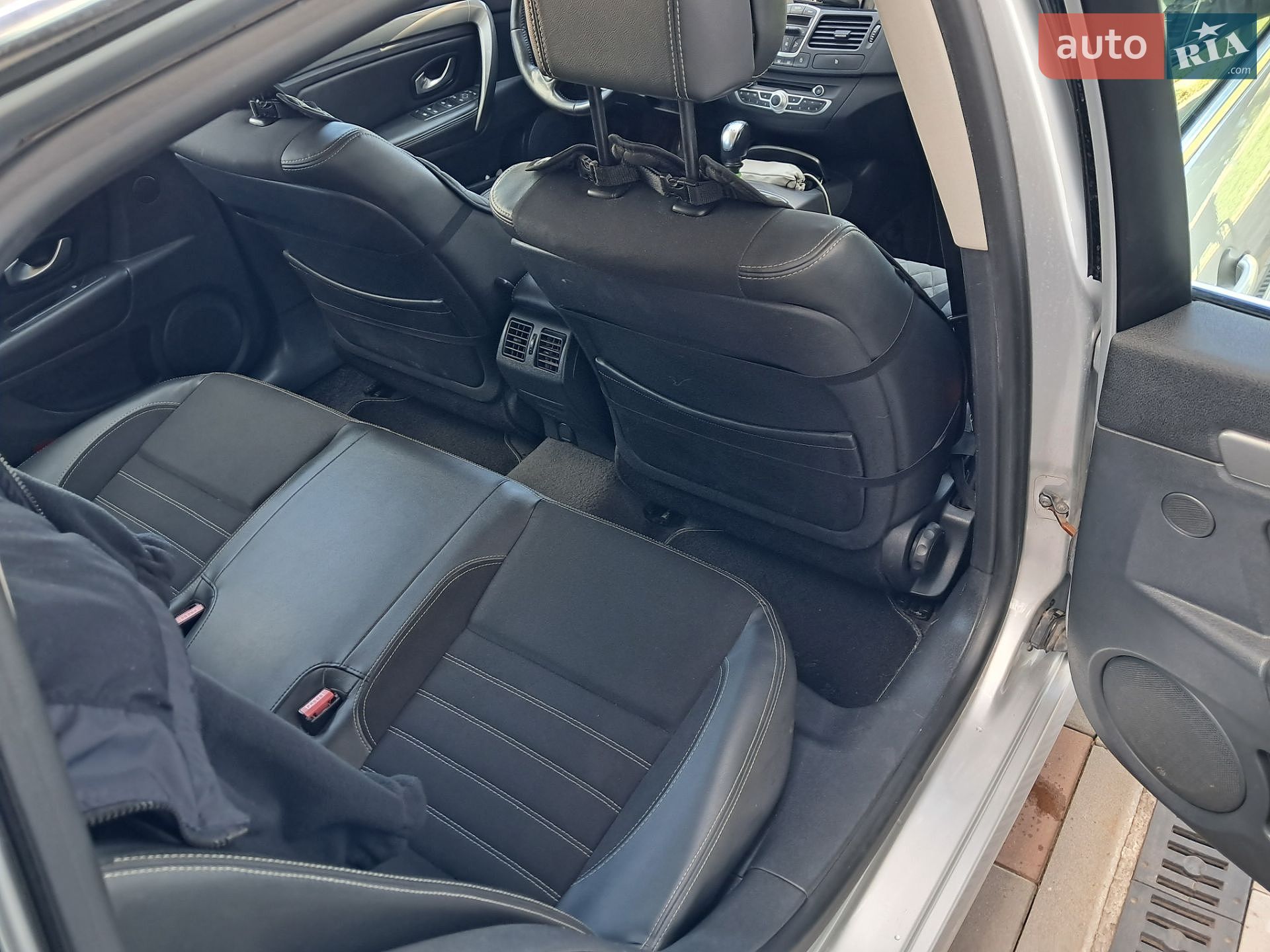 Renault Laguna 2012 VIN VF1KT1RG647224097 фото оголошення 2 з 11