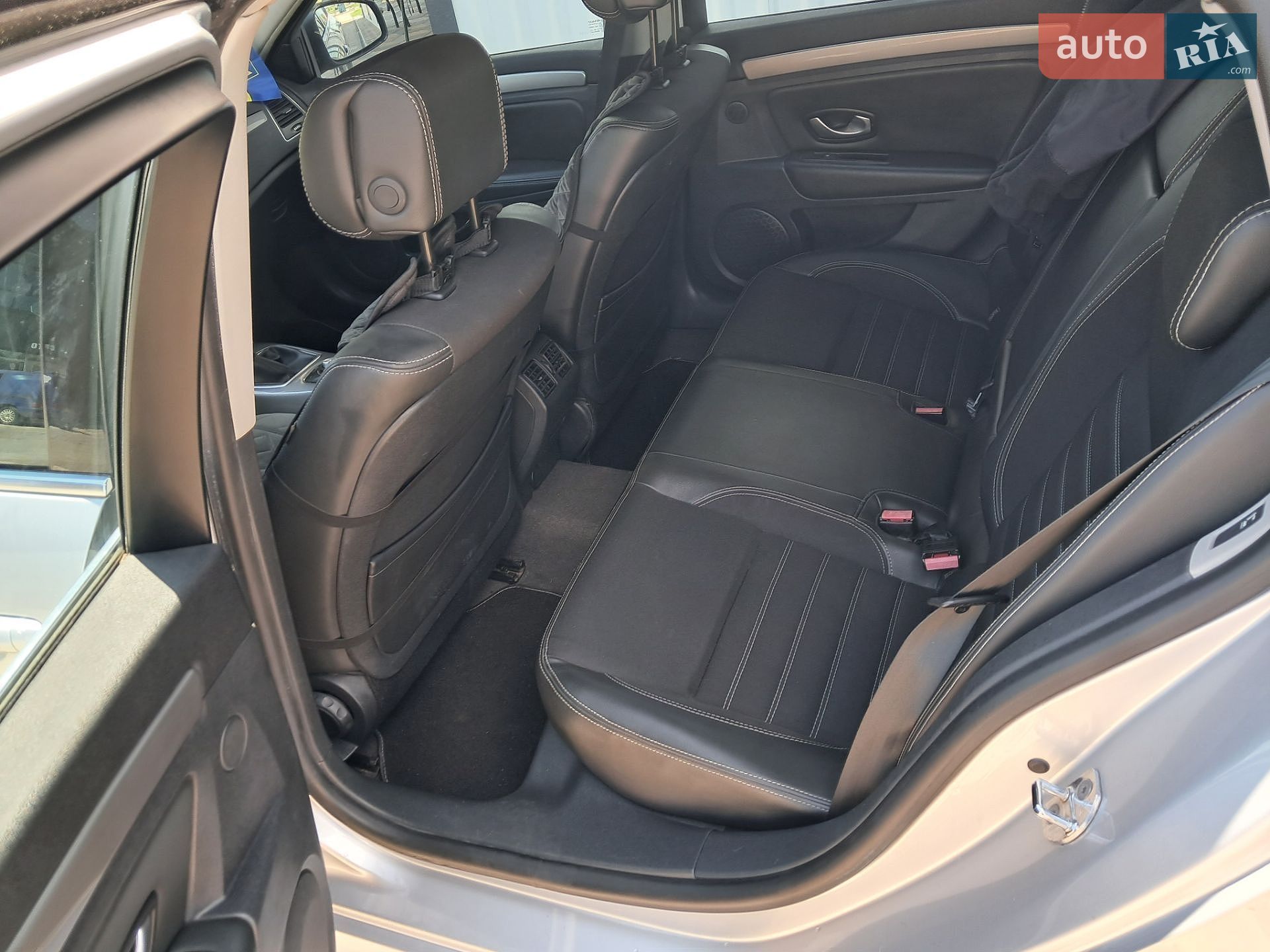 Renault Laguna 2012 VIN VF1KT1RG647224097 фото оголошення 10 з 11