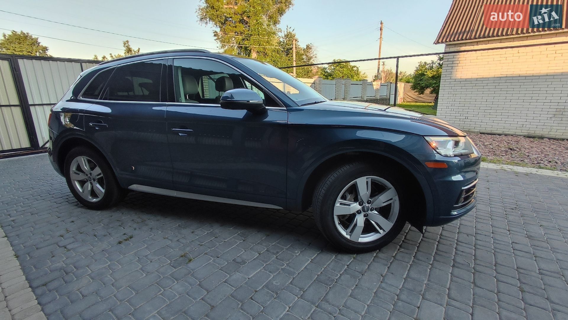 Audi Q5 2018 VIN WA1BNAFY1J2208191 фото оголошення 15 з 52