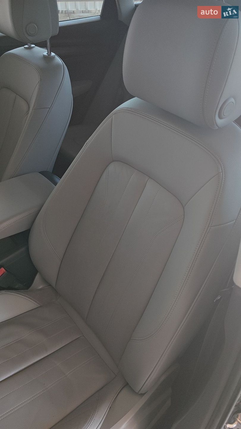 Audi Q5 2018 VIN WA1BNAFY1J2208191 фото оголошення 36 з 52
