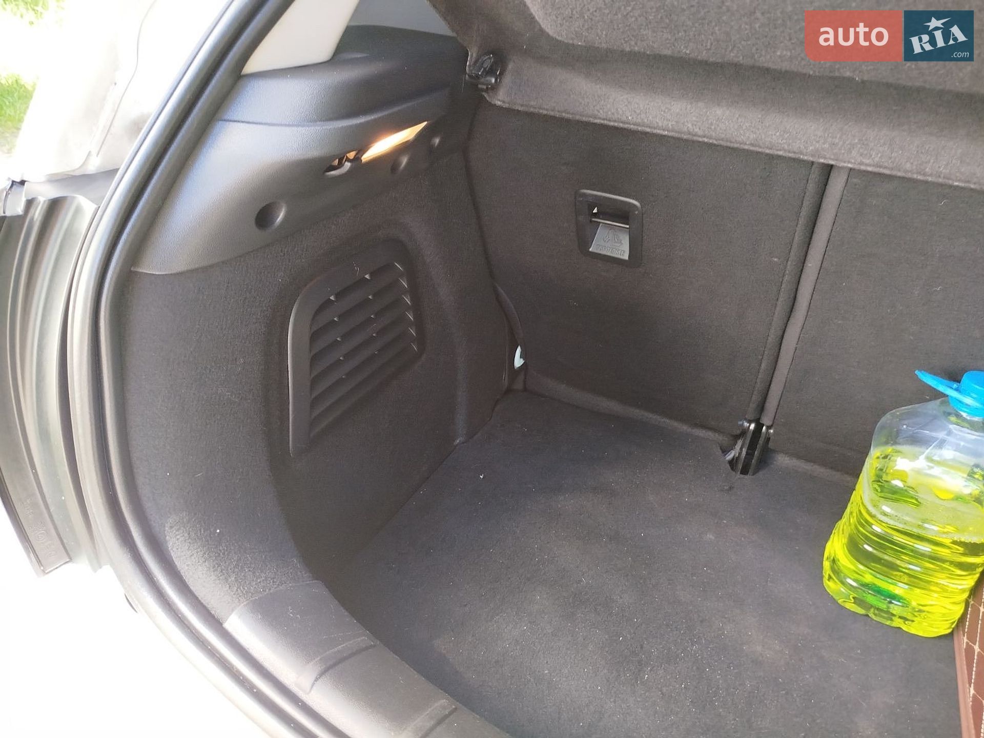Citroen C3 2013 VIN VF7SC8FP0DW637068 фото оголошення 35 з 67