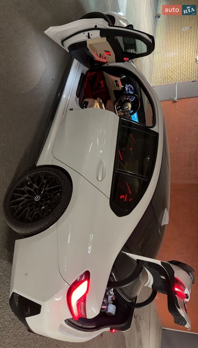 BMW 3 Series 2019 VIN 3MW5R1J58K8B01126 фото оголошення 8 з 19