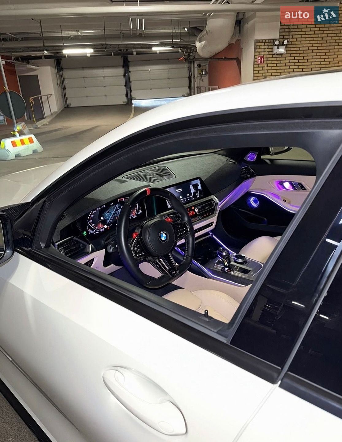 BMW 3 Series 2019 VIN 3MW5R1J58K8B01126 фото оголошення 12 з 19
