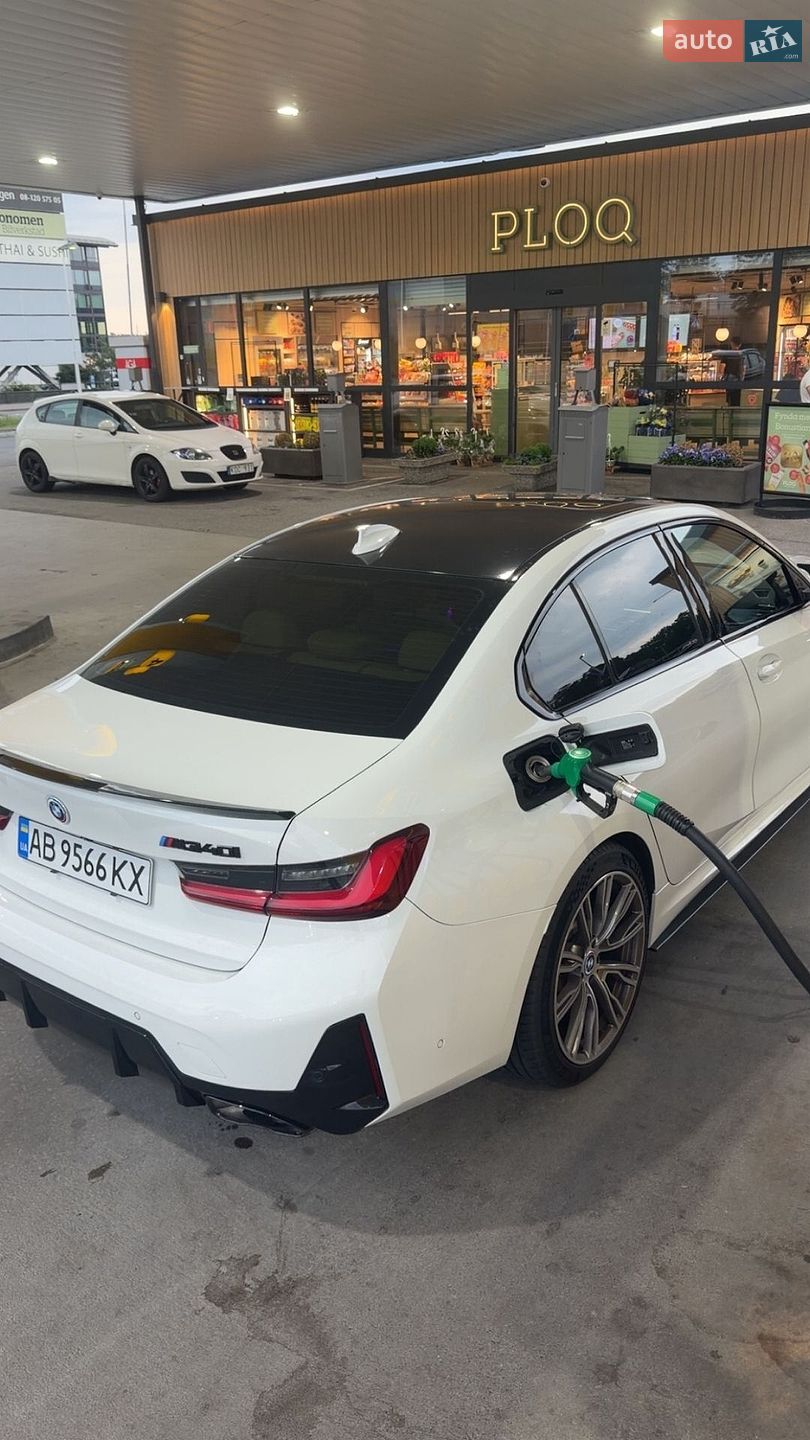 BMW 3 Series 2019 VIN 3MW5R1J58K8B01126 фото оголошення 17 з 19