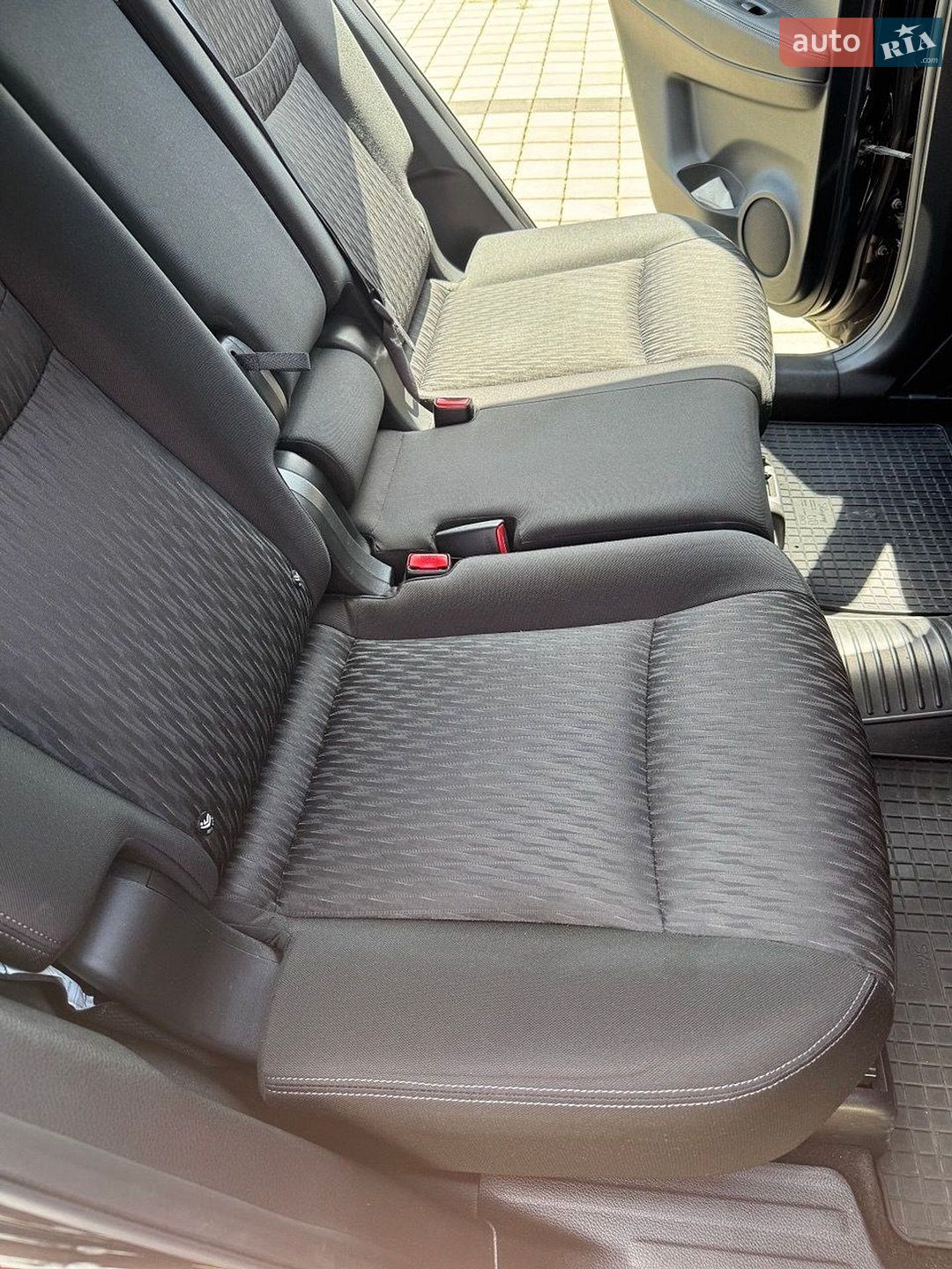 Nissan X-Trail 2019 VIN JN1TCAT32U0123858 фото оголошення 5 з 17
