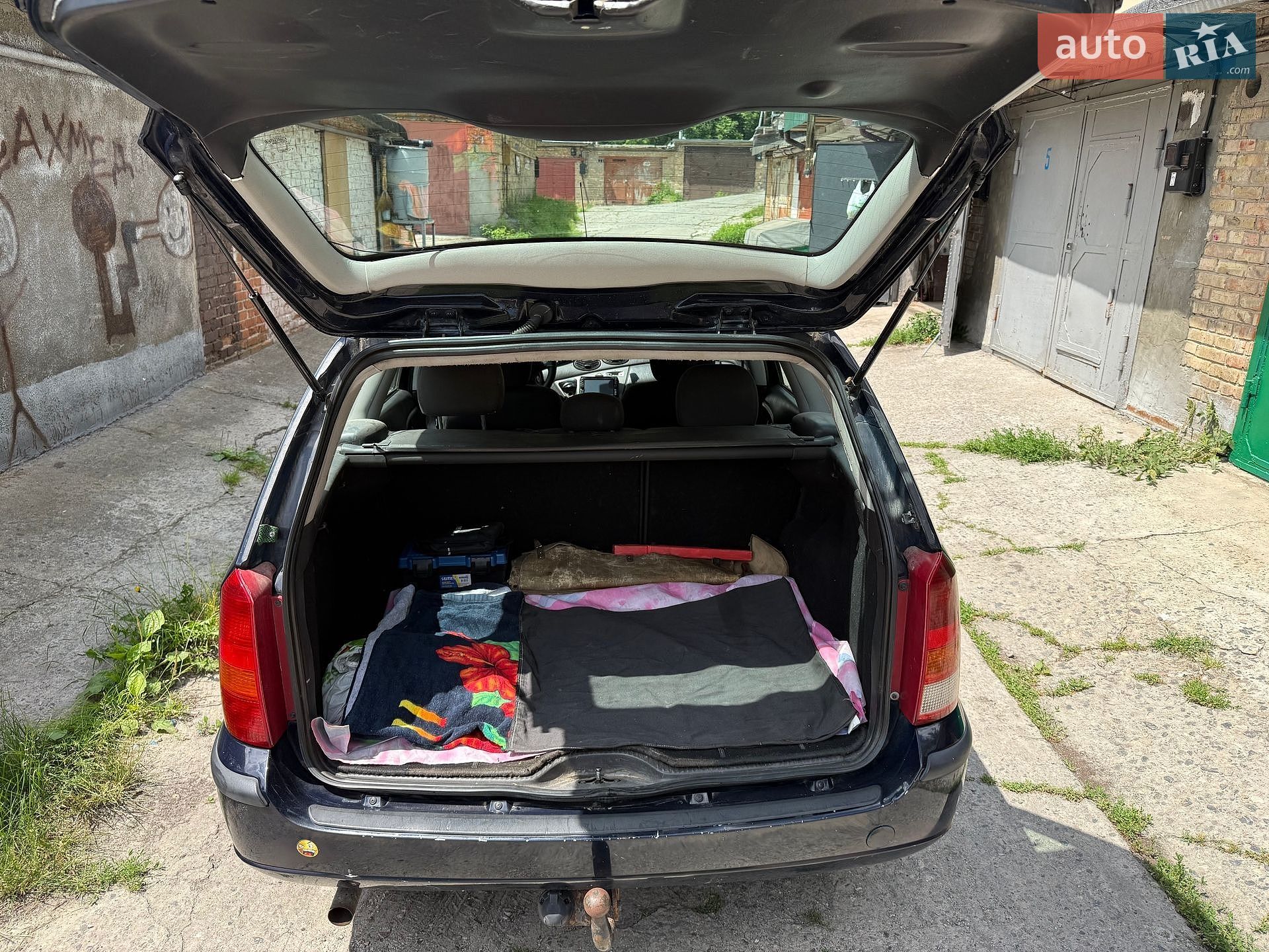 Ford Focus 2004 VIN WF0NXXWPDN4C57660 фото оголошення 9 з 14