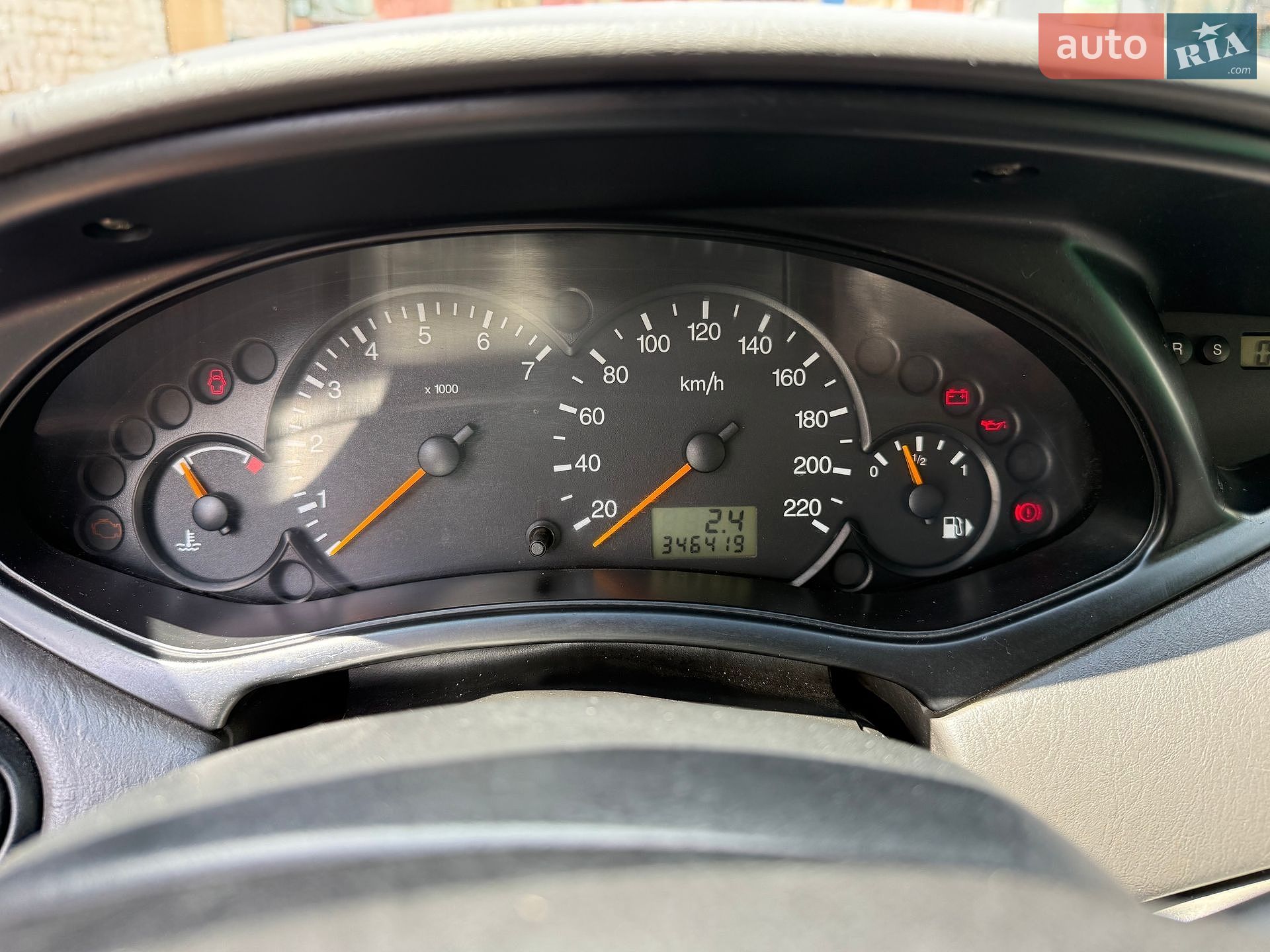Ford Focus 2004 VIN WF0NXXWPDN4C57660 фото оголошення 13 з 14