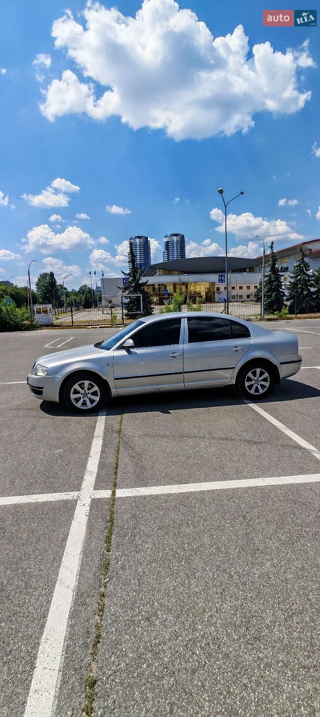 Skoda Superb 2006 VIN TMBBT23U67B300912 фото оголошення 4 з 10