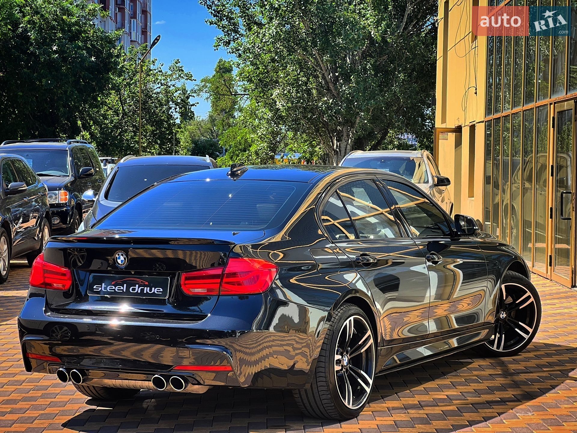 BMW 3 Series 2016 VIN WBA8B7G55GNT95407 фото оголошення 6 з 26