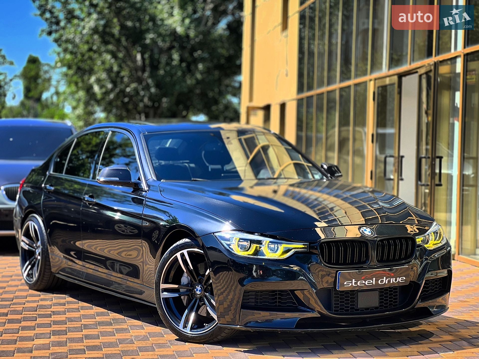 BMW 3 Series 2016 VIN WBA8B7G55GNT95407 фото оголошення 3 з 26