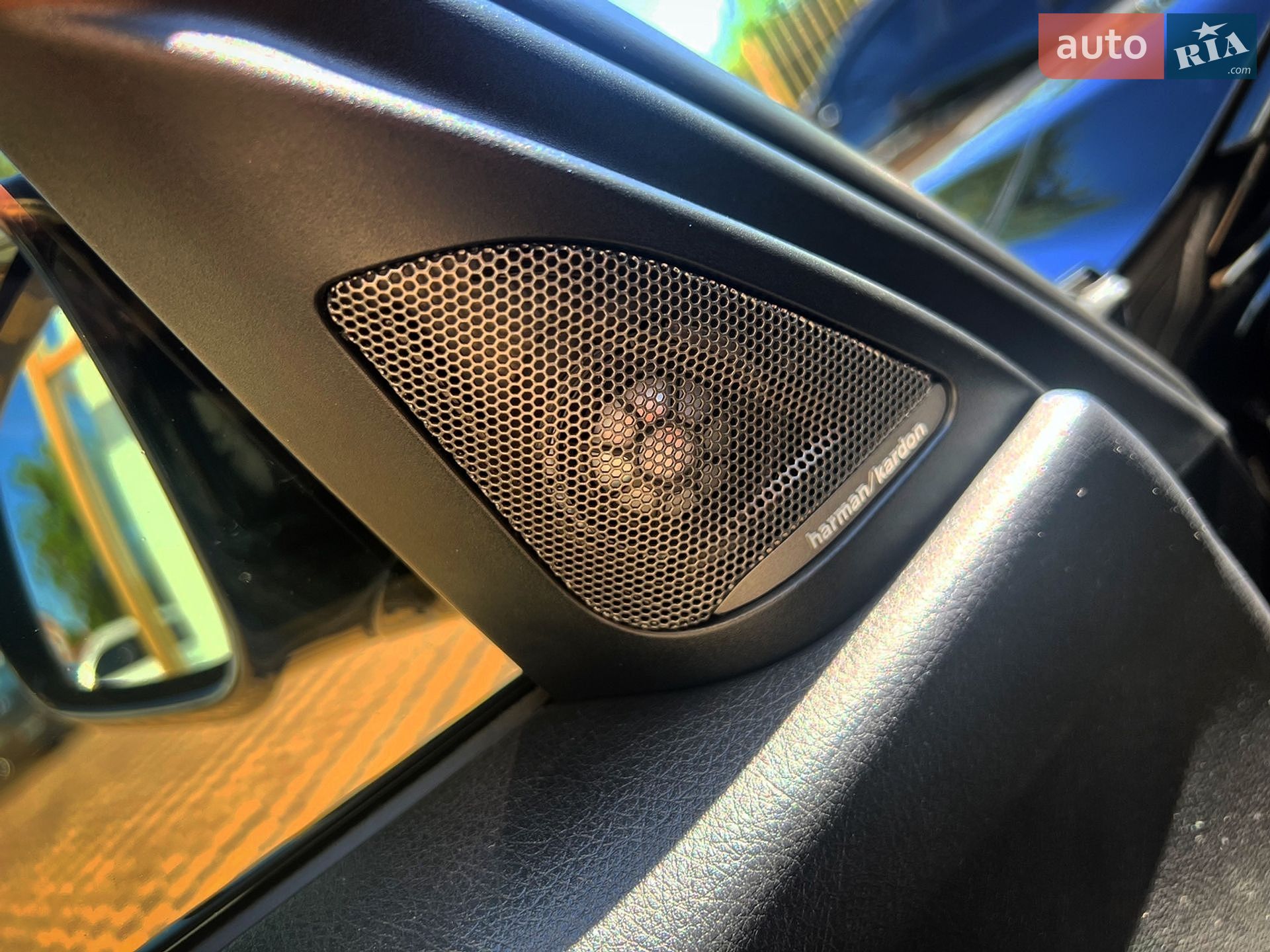 BMW 3 Series 2016 VIN WBA8B7G55GNT95407 фото оголошення 13 з 26