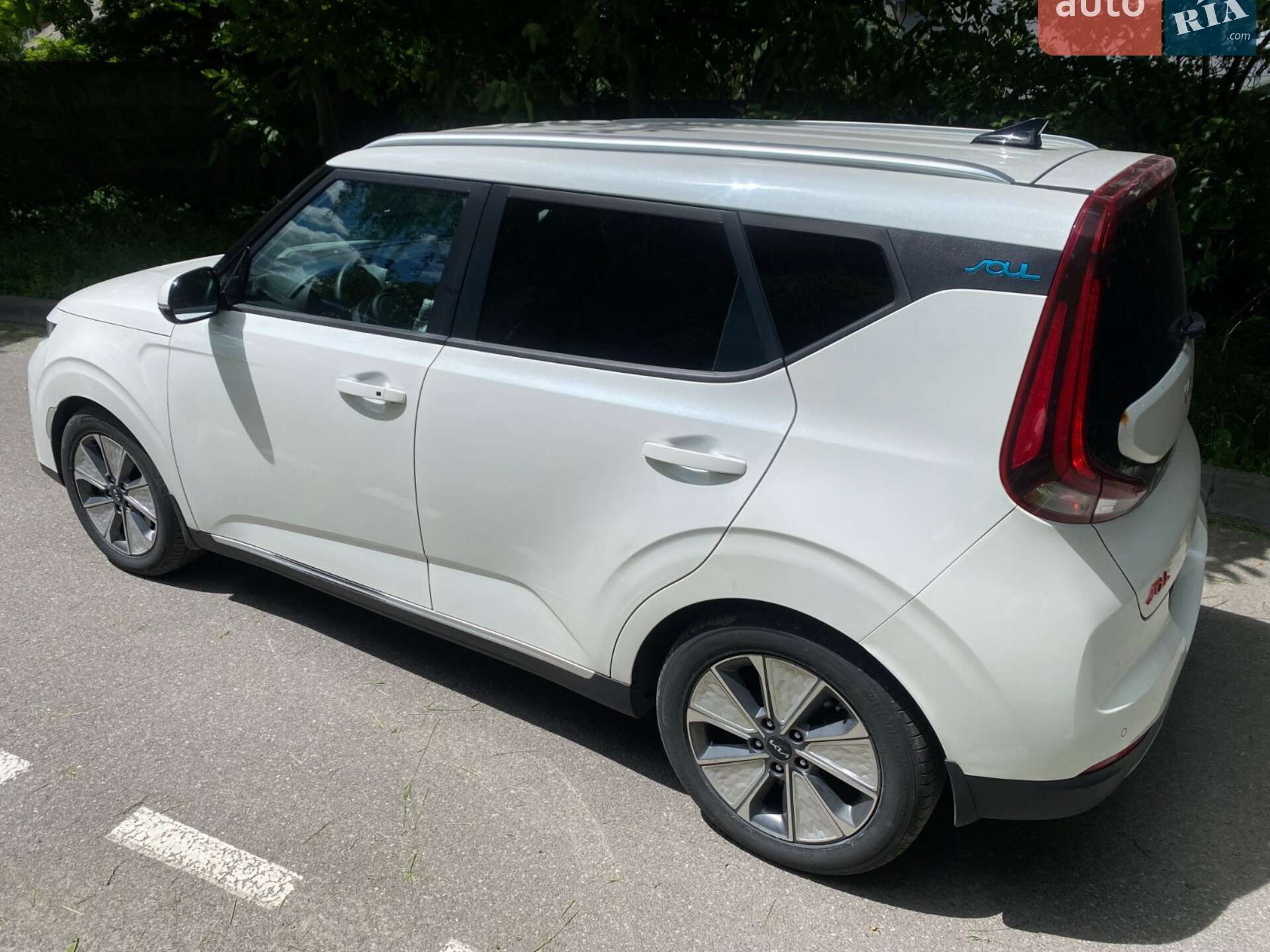 Kia Soul EV 2022 VIN KNAJ3811FN7024216 фото оголошення 4 з 14