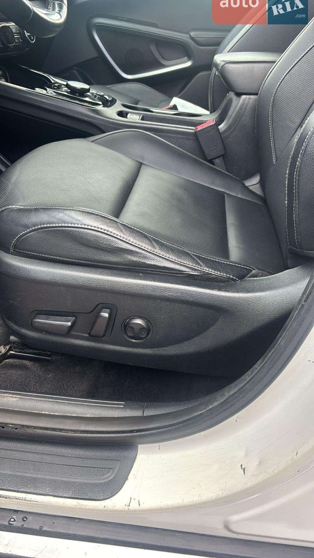 Kia Soul EV 2022 VIN KNAJ3811FN7024216 фото оголошення 11 з 14