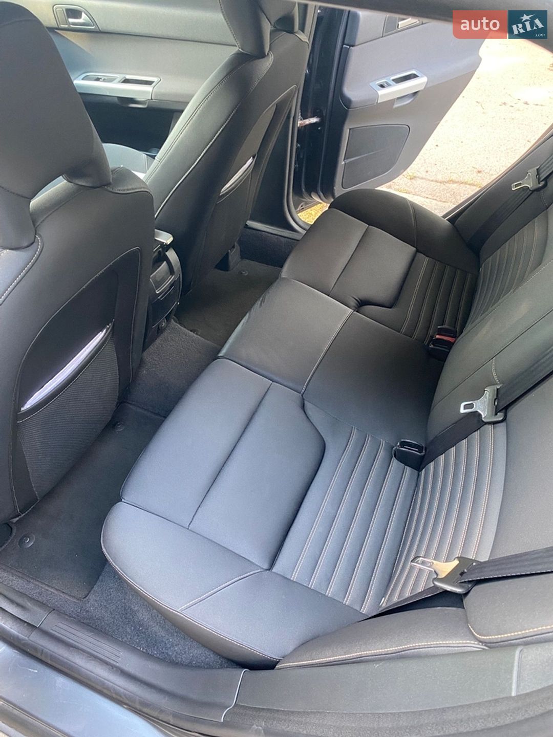 Volvo V50 2012 VIN YV1MW84E1C2683136 фото оголошення 4 з 7