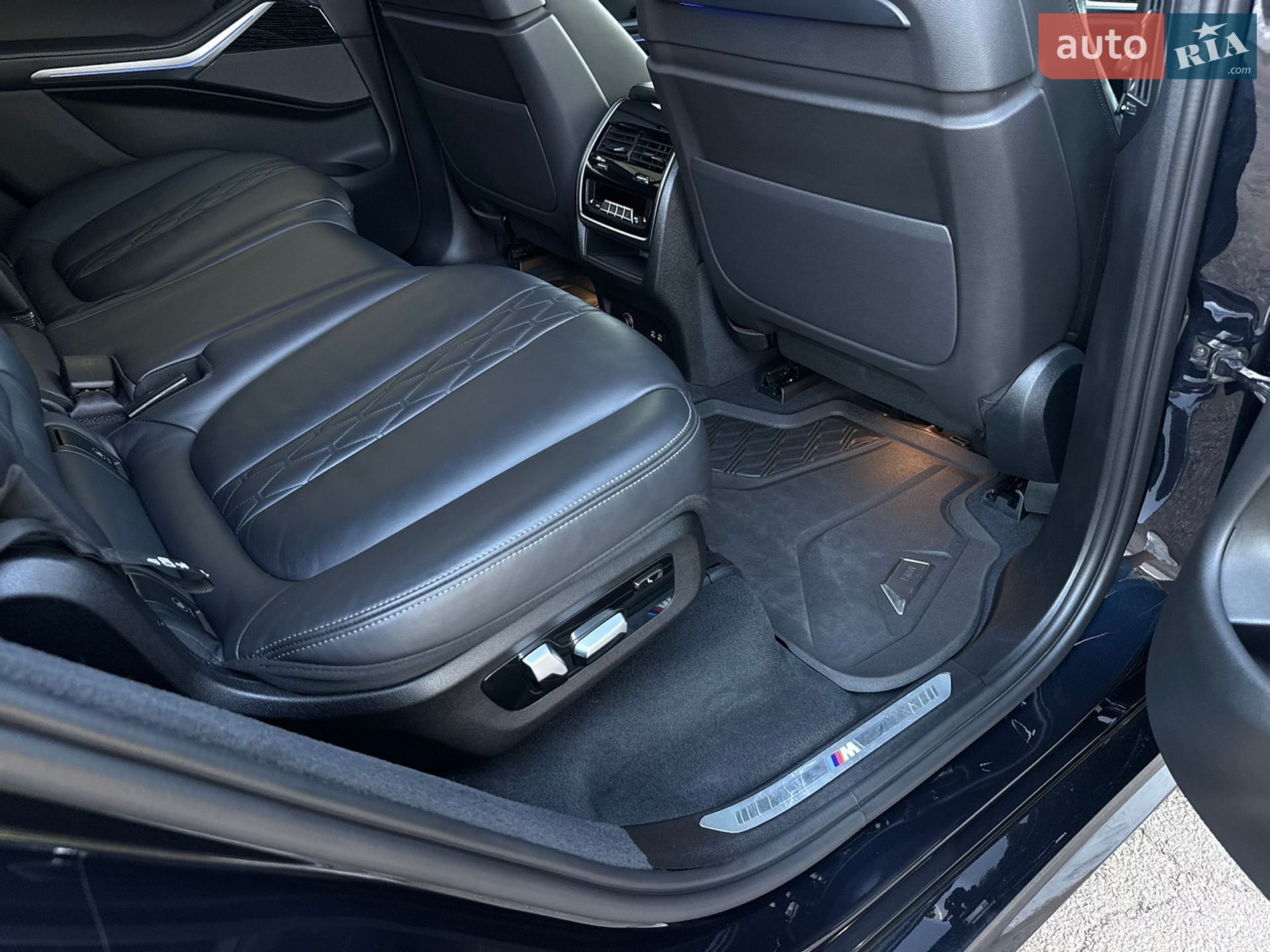 BMW X7 2020 VIN WBACW010109E55431 фото оголошення 67 з 79
