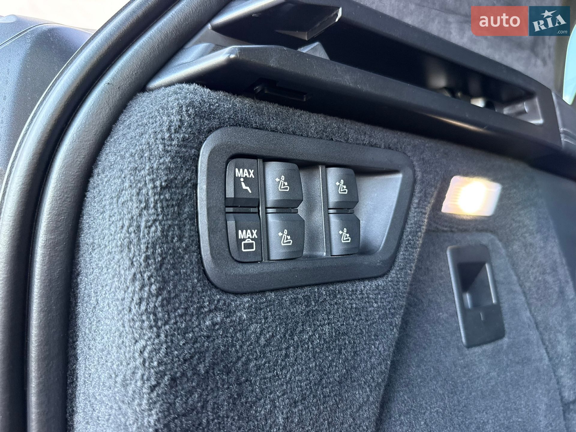 BMW X7 2020 VIN WBACW010109E55431 фото оголошення 76 з 79