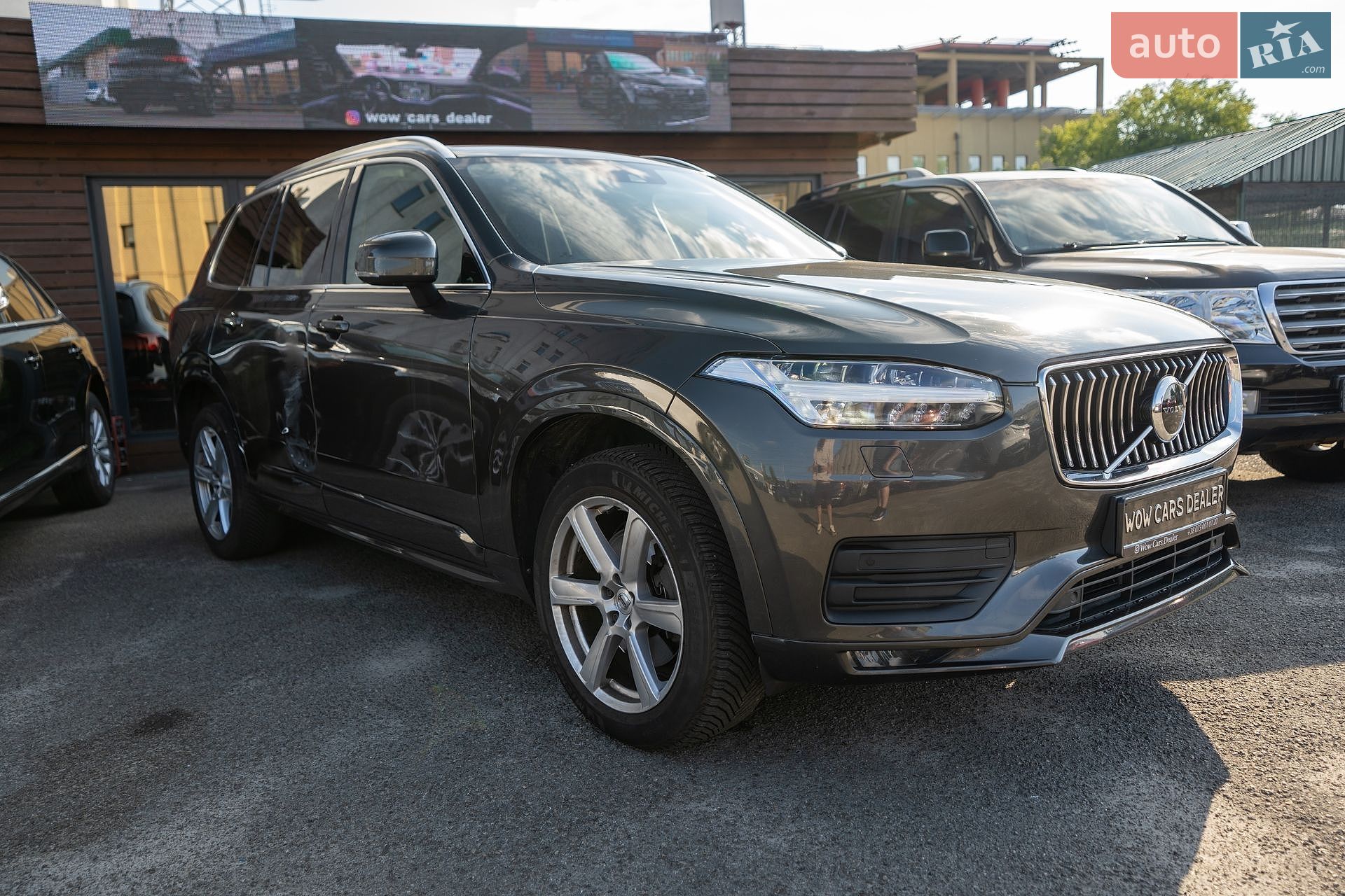 Volvo Xc90 2019 VIN YV1LCK2UCL1566961 фото оголошення 4 з 27