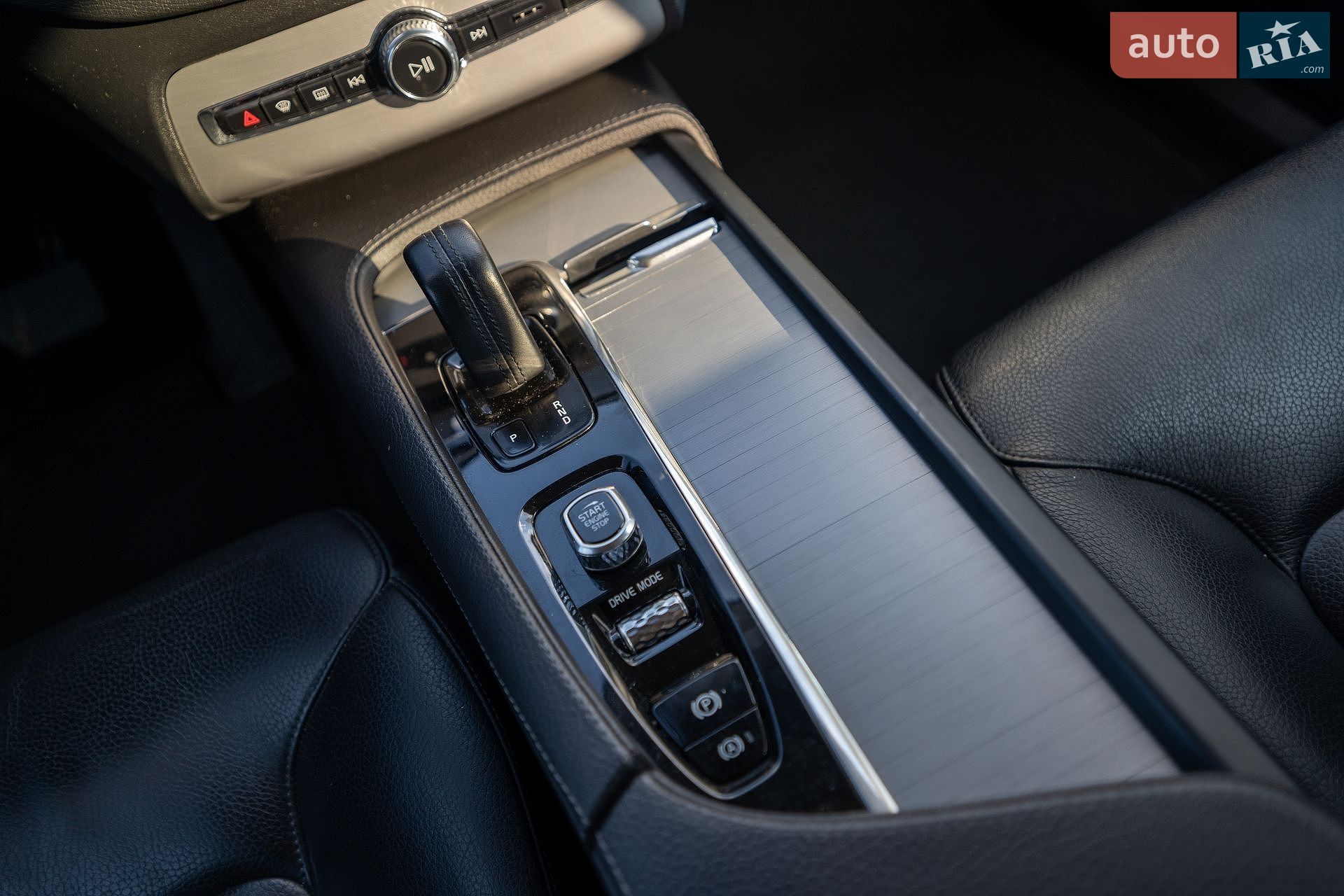Volvo Xc90 2019 VIN YV1LCK2UCL1566961 фото оголошення 22 з 27