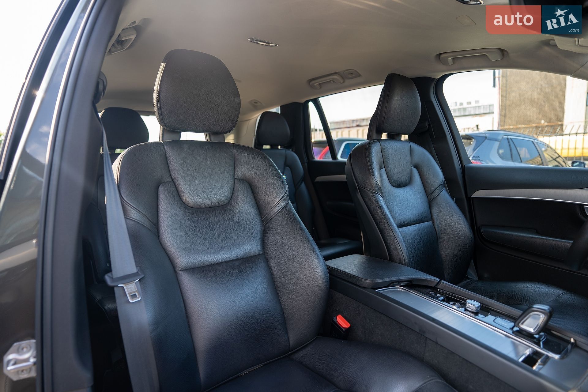 Volvo Xc90 2019 VIN YV1LCK2UCL1566961 фото оголошення 27 з 27