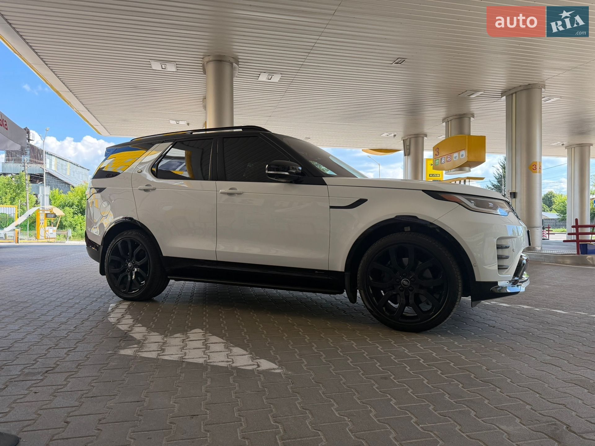 Land Rover Discovery 2021 VIN SALRT4EU9N2462126 фото оголошення 18 з 46