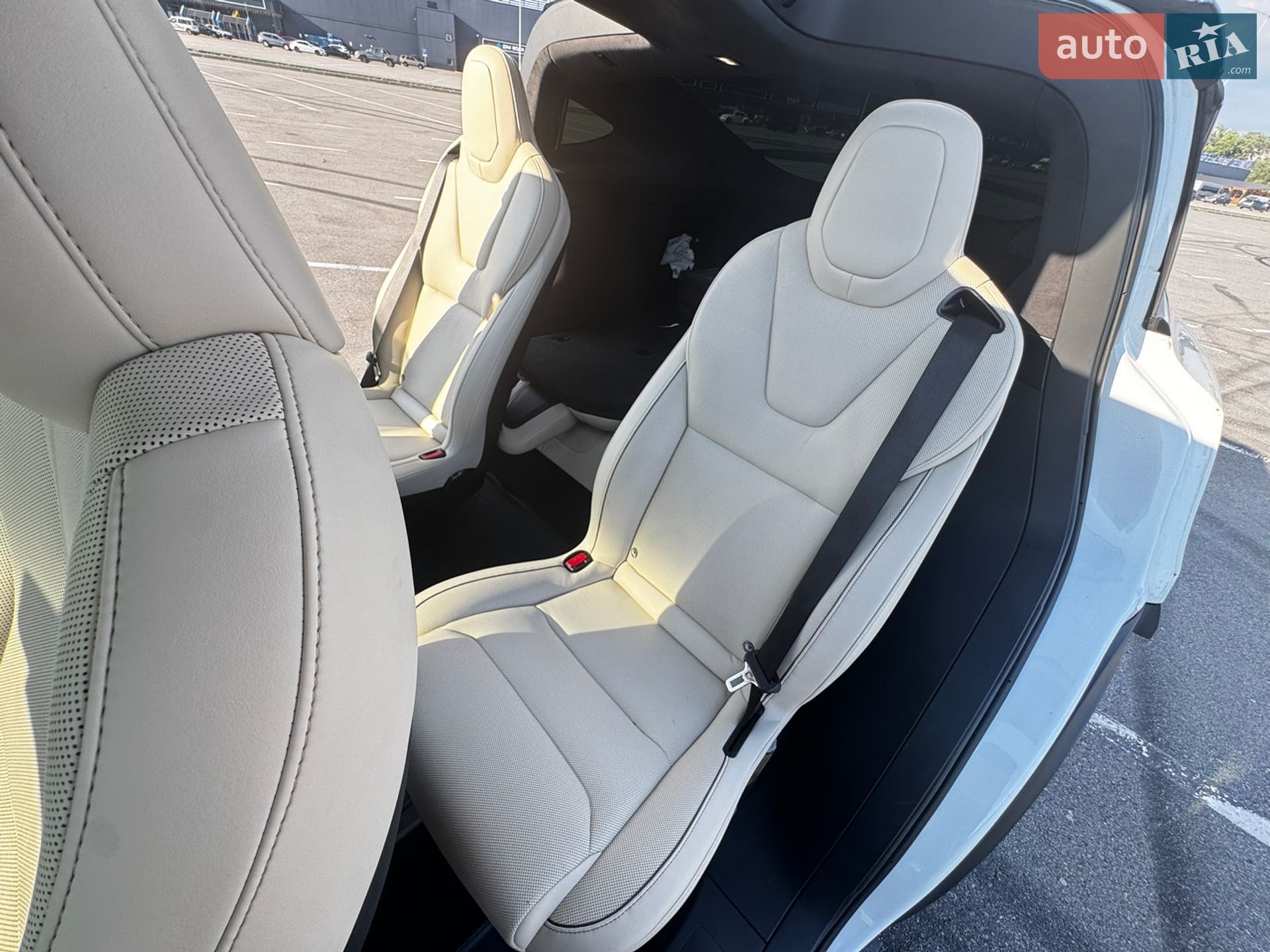 Tesla Model X 2022 VIN 7SAXCBE6XNF354943 фото оголошення 15 з 19