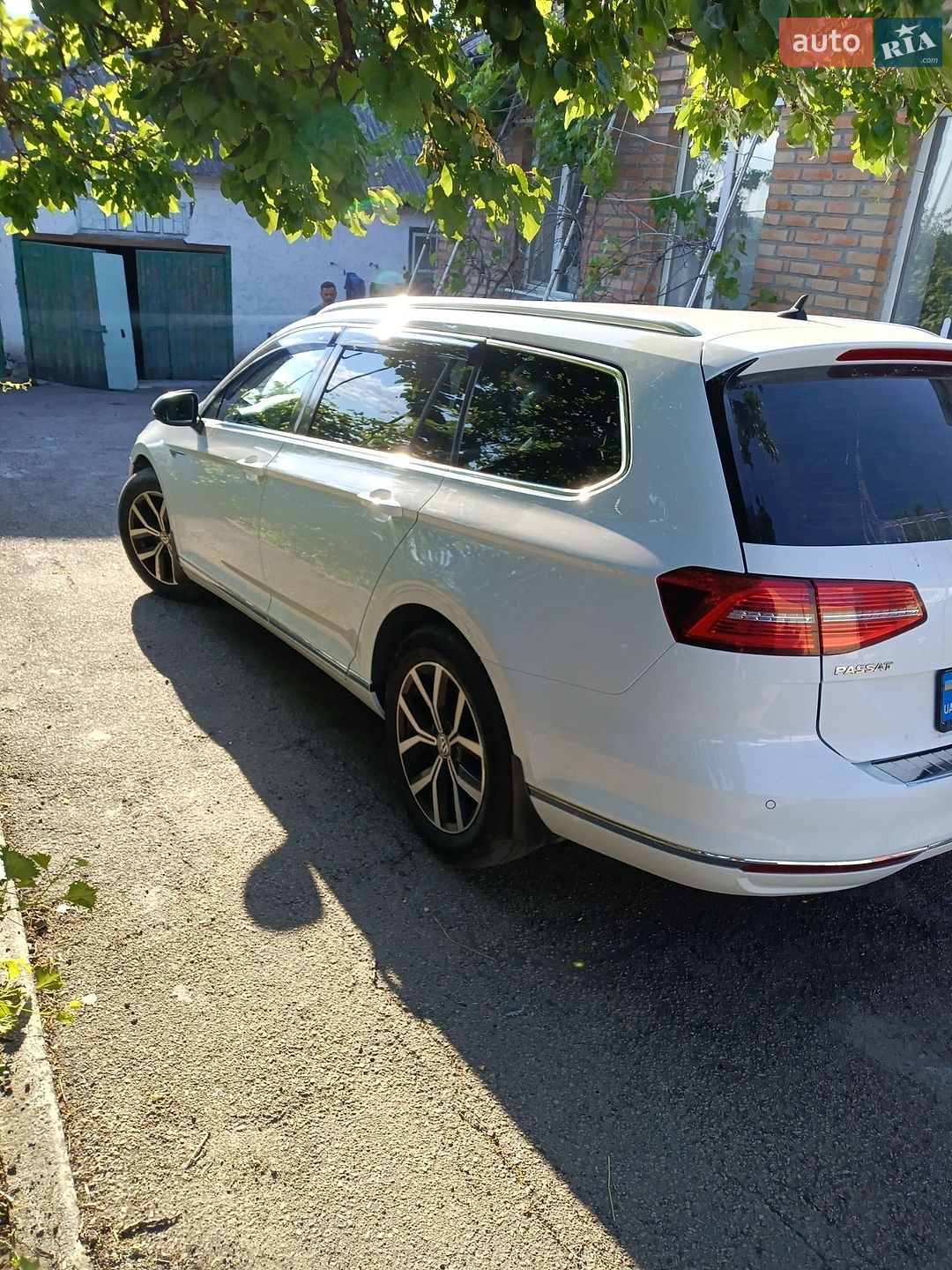 Volkswagen Passat 2015 VIN WVWZZZ3CZGE112690 фото оголошення 10 з 13