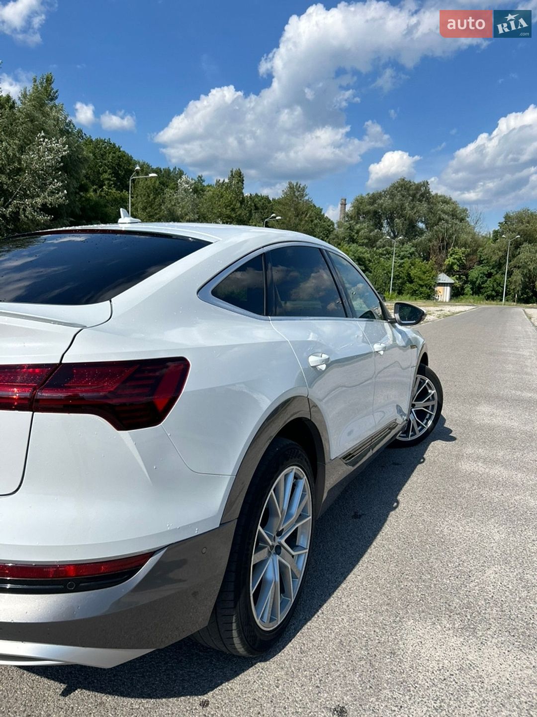 Audi e-tron Sportback 2020 VIN WAUZZZGE6LB039247 фото оголошення 6 з 31
