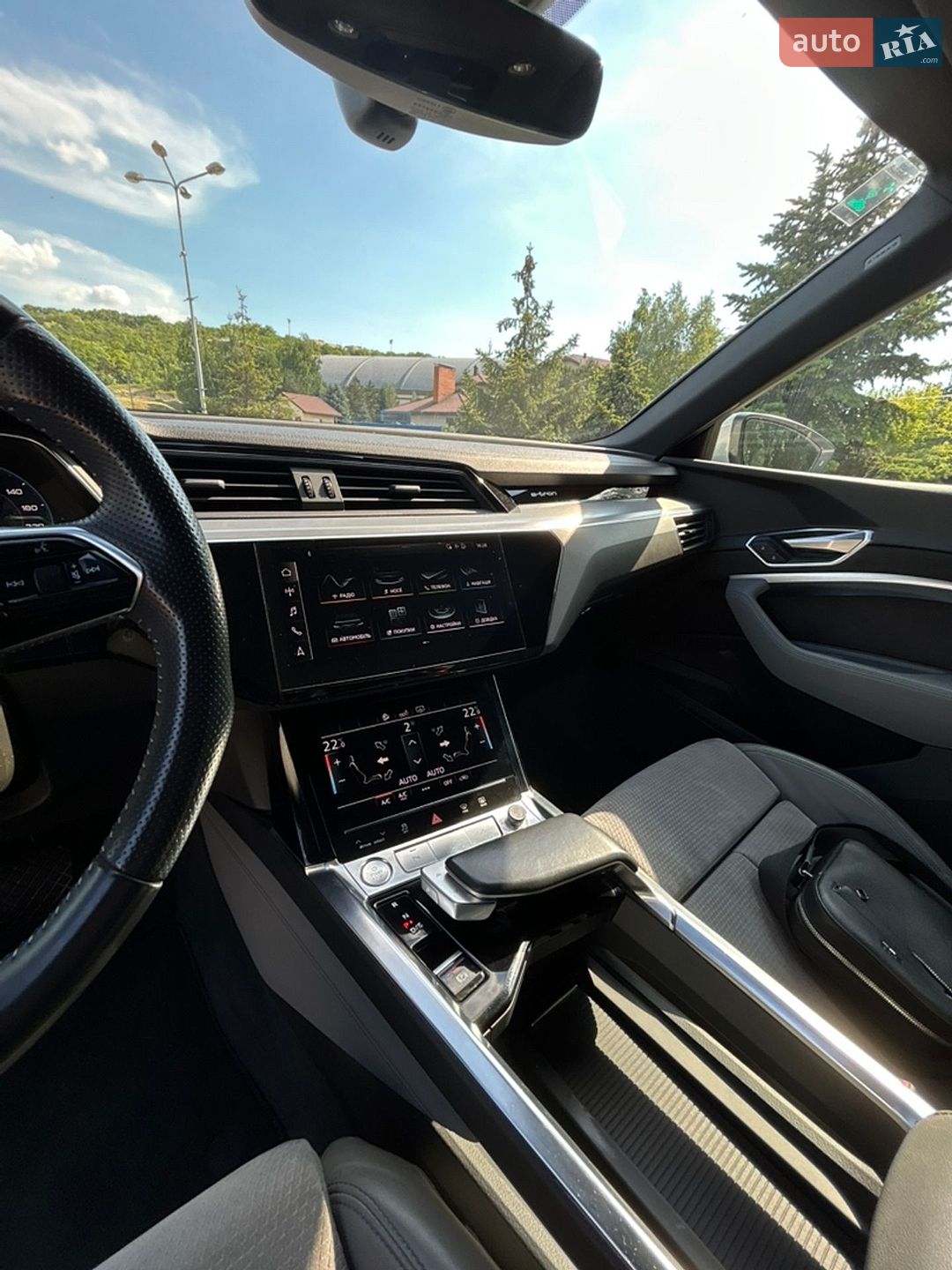 Audi e-tron Sportback 2020 VIN WAUZZZGE6LB039247 фото оголошення 18 з 31