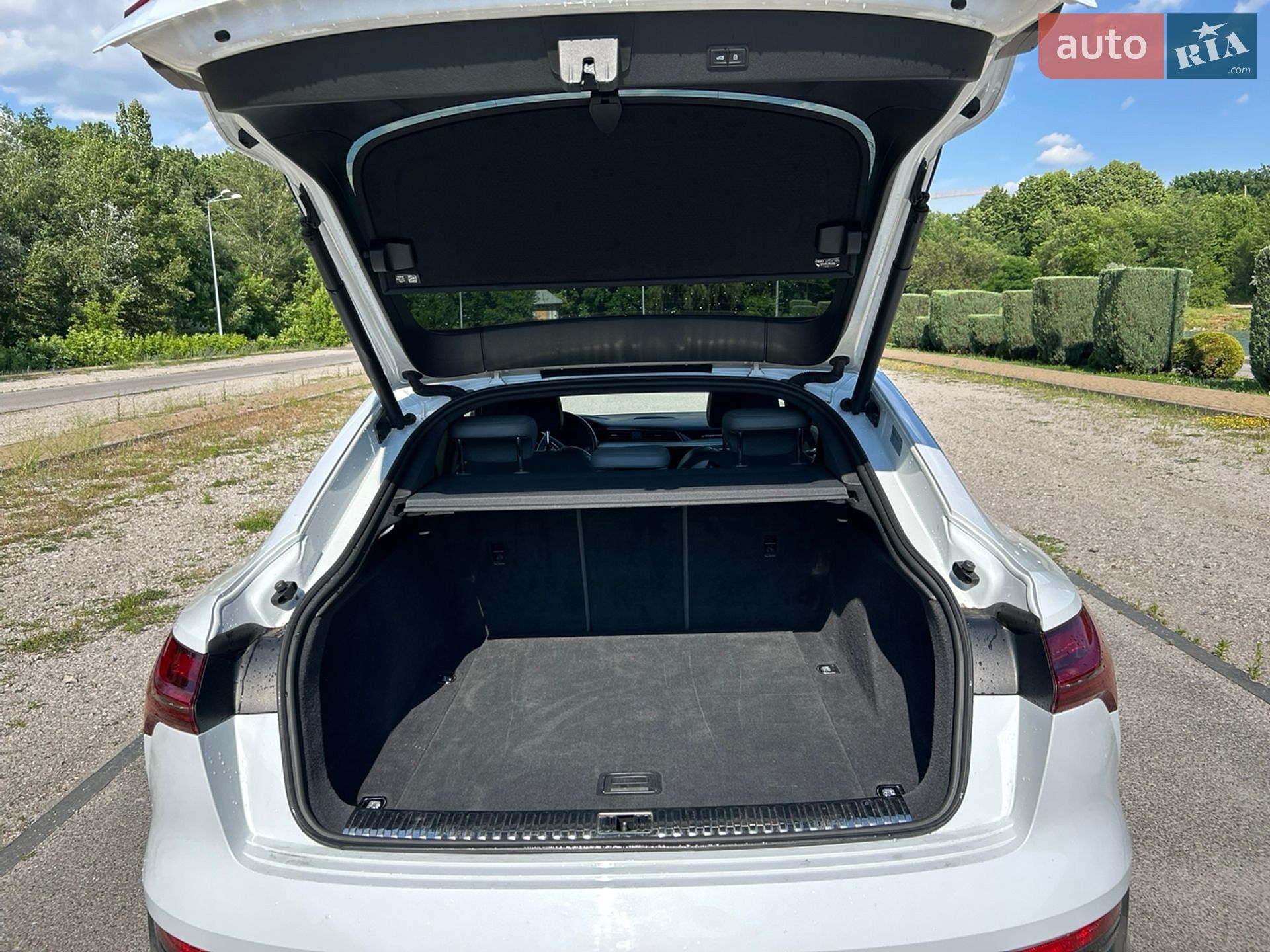 Audi e-tron Sportback 2020 VIN WAUZZZGE6LB039247 фото оголошення 20 з 31