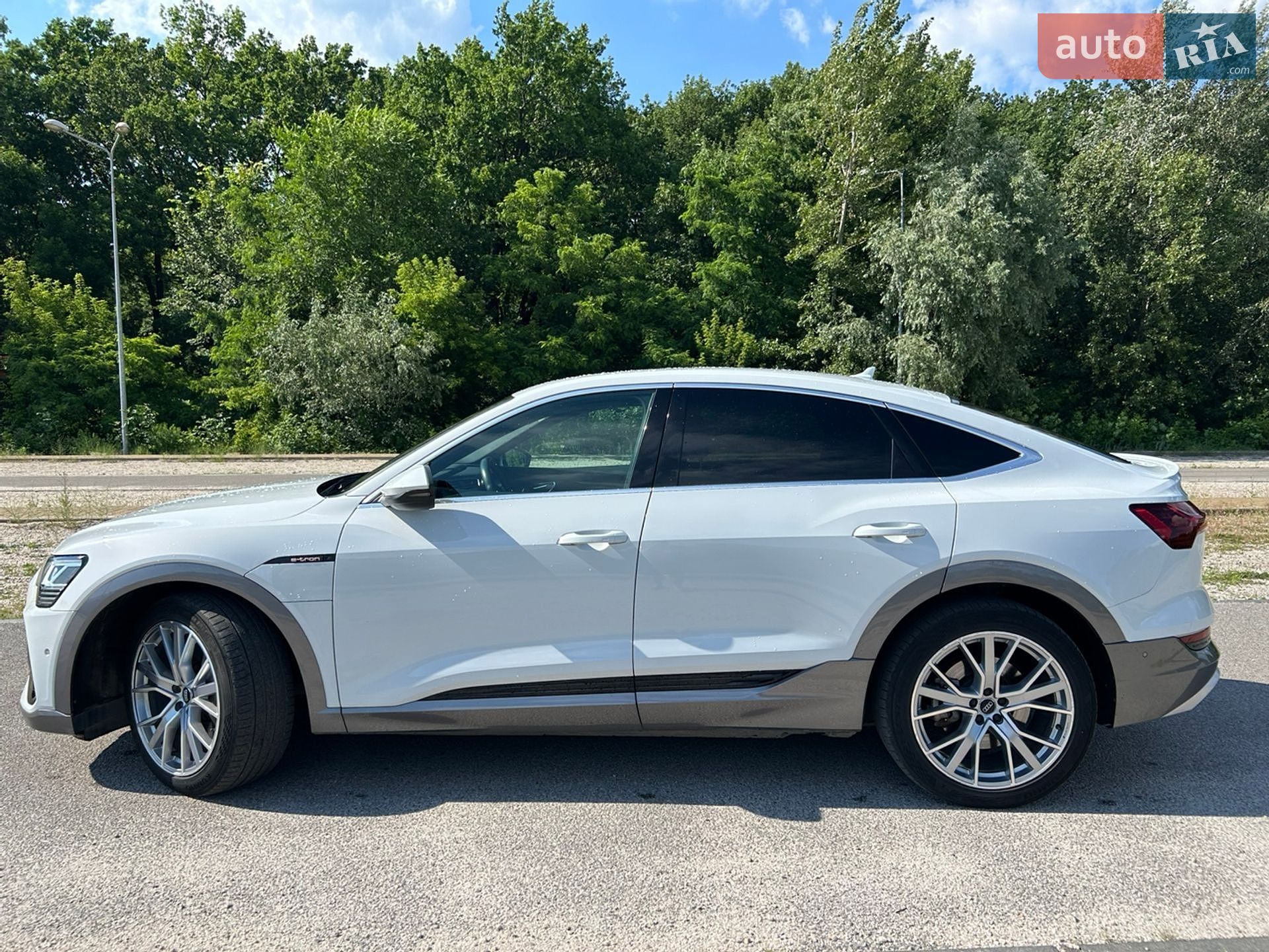 Audi e-tron Sportback 2020 VIN WAUZZZGE6LB039247 фото оголошення 5 з 31