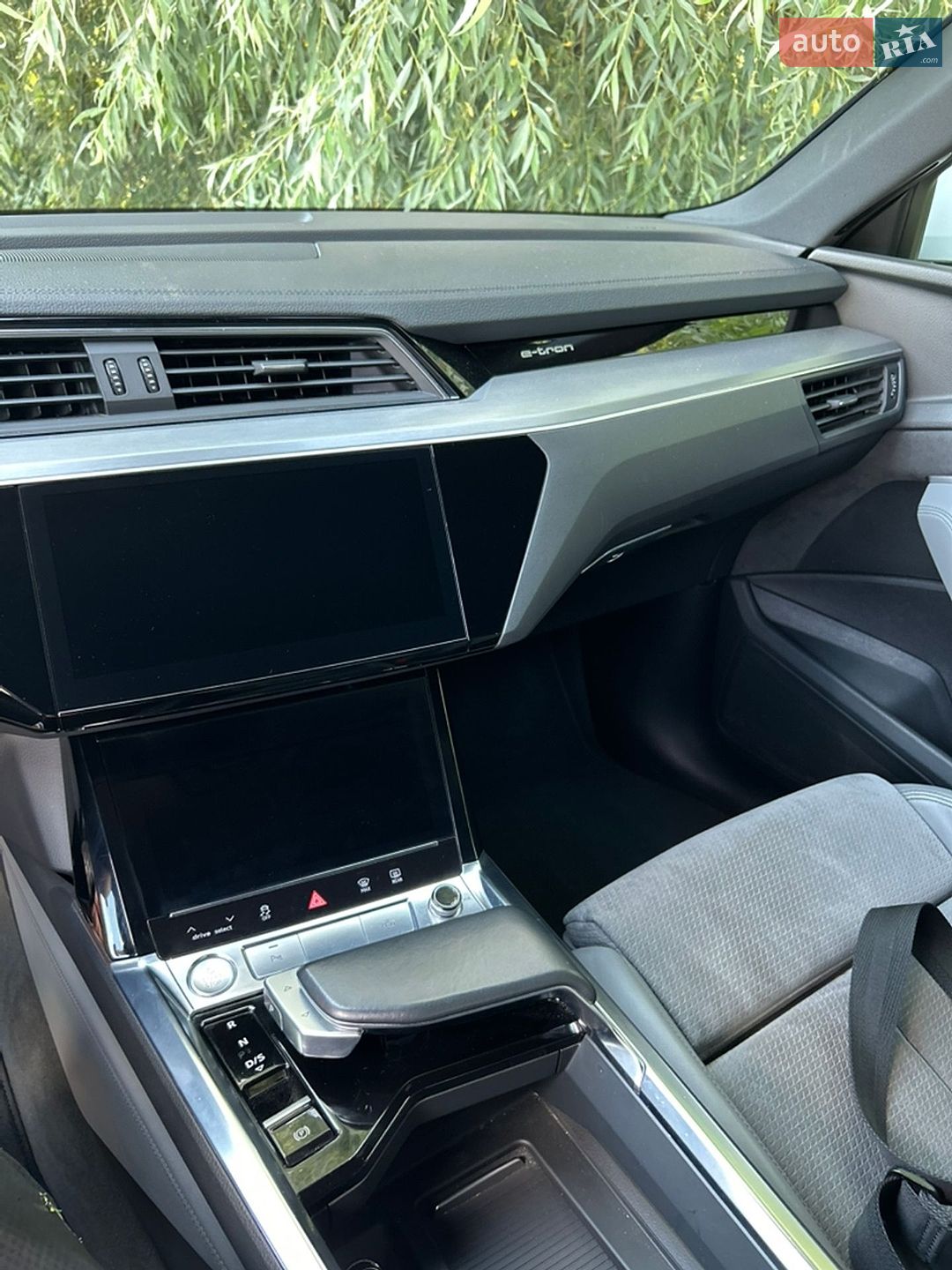 Audi e-tron Sportback 2020 VIN WAUZZZGE6LB039247 фото оголошення 12 з 31