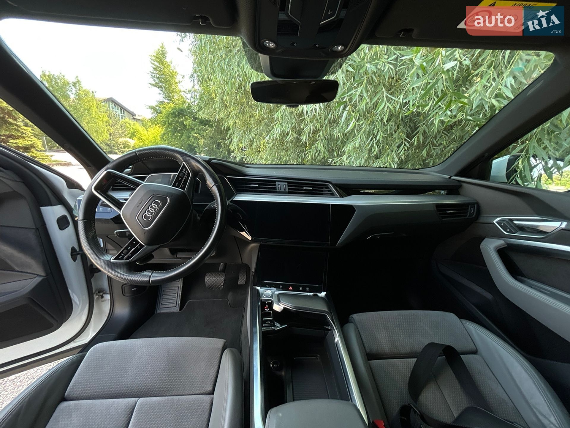 Audi e-tron Sportback 2020 VIN WAUZZZGE6LB039247 фото оголошення 10 з 31