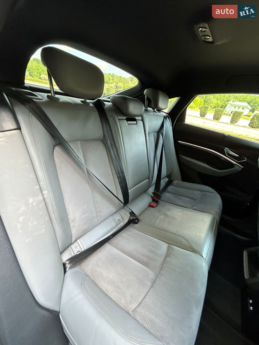 Audi e-tron Sportback 2020 VIN WAUZZZGE6LB039247 фото оголошення 30 з 31