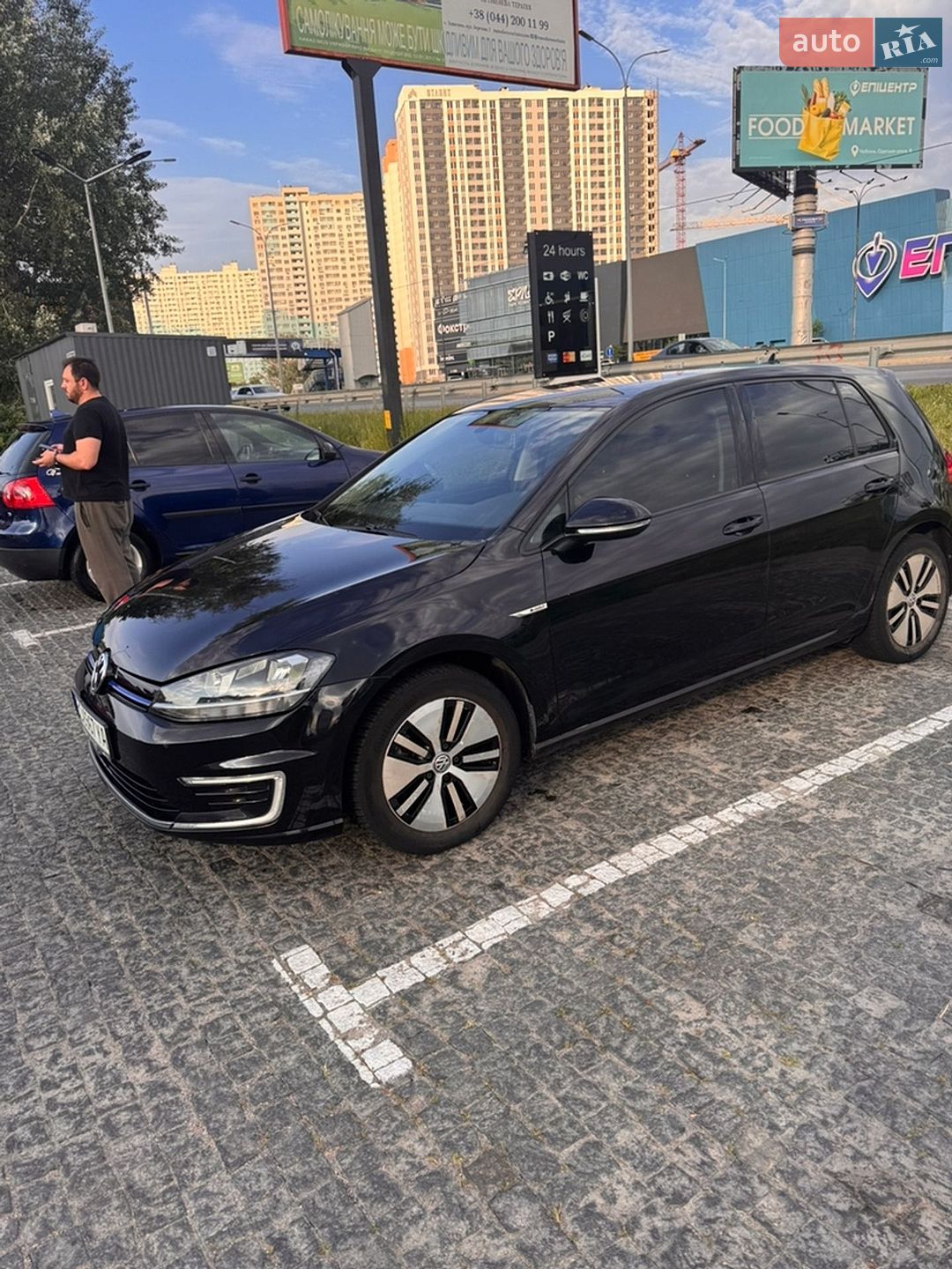 Volkswagen e-Golf 2019 VIN WVWKR7AU5KW915483 фото оголошення 3 з 24