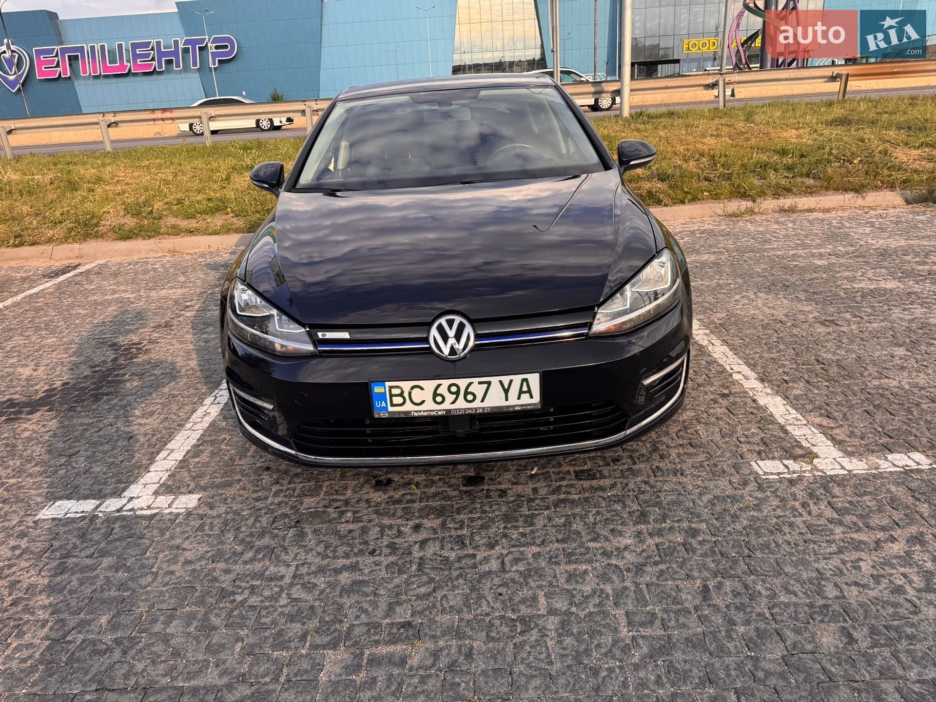 Volkswagen e-Golf 2019 VIN WVWKR7AU5KW915483 фото оголошення 10 з 24