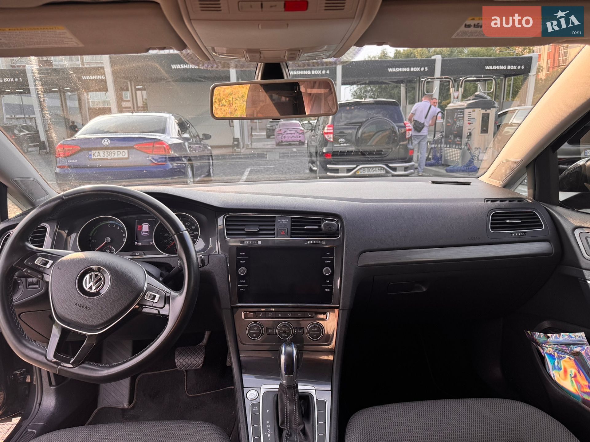 Volkswagen e-Golf 2019 VIN WVWKR7AU5KW915483 фото оголошення 18 з 24