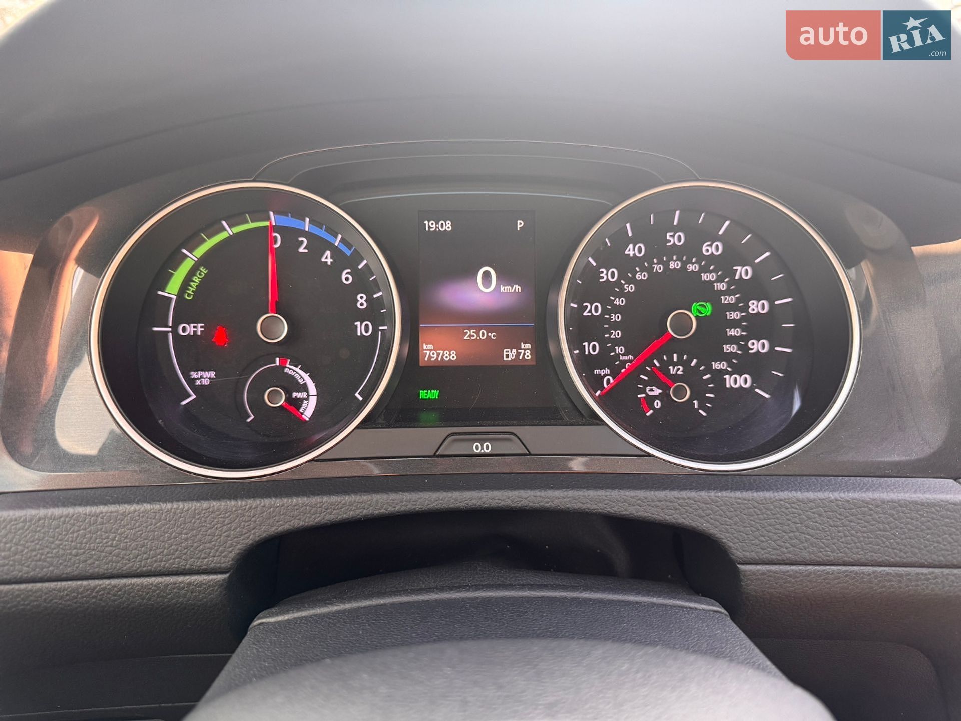 Volkswagen e-Golf 2019 VIN WVWKR7AU5KW915483 фото оголошення 19 з 24
