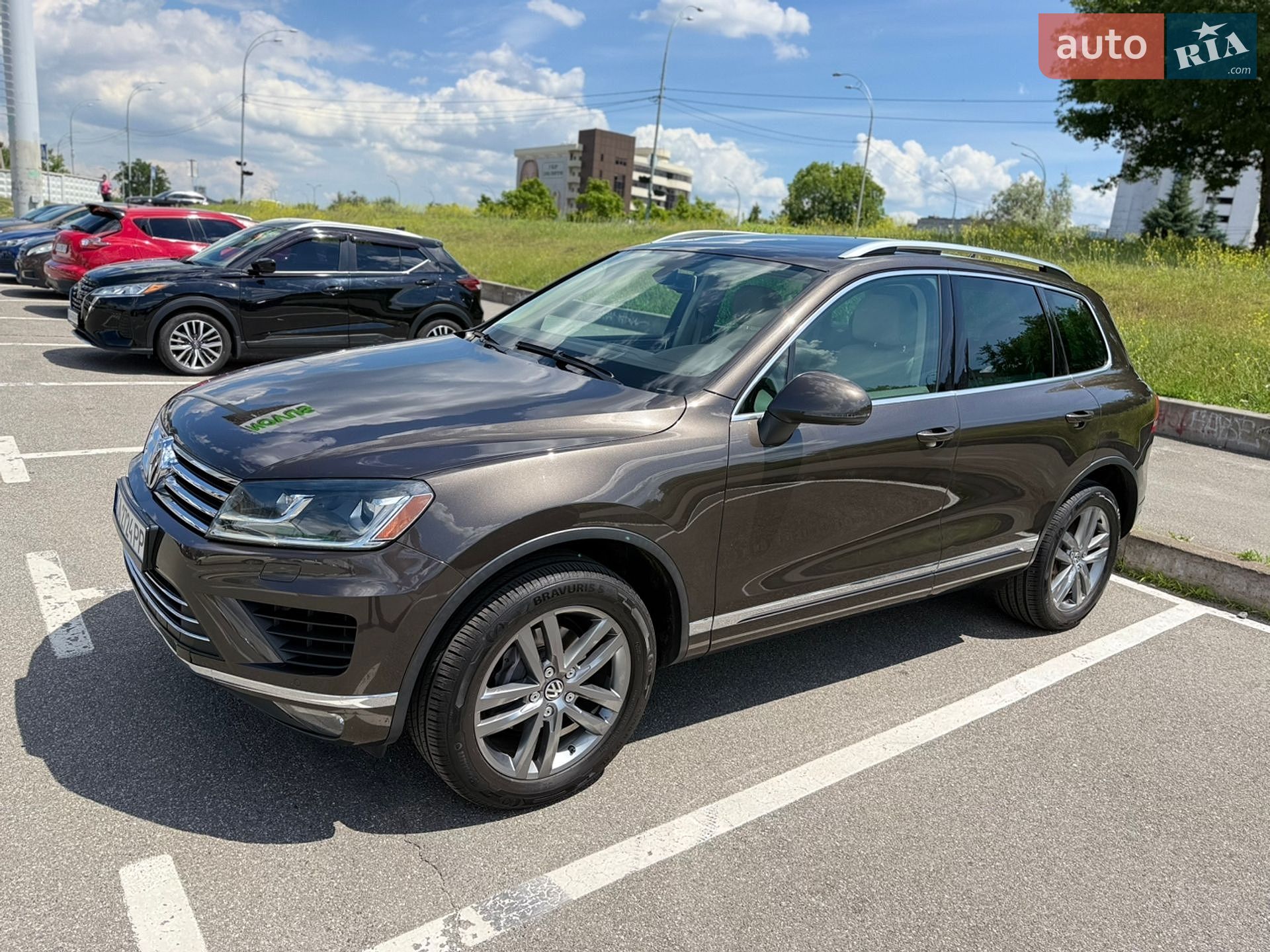 Volkswagen Touareg 2014 VIN WVGEF9BPXFD002032 фото оголошення 3 з 28