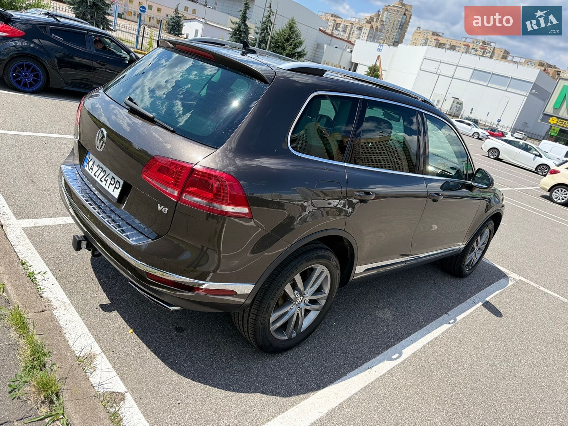 Volkswagen Touareg 2014 VIN WVGEF9BPXFD002032 фото оголошення 6 з 28