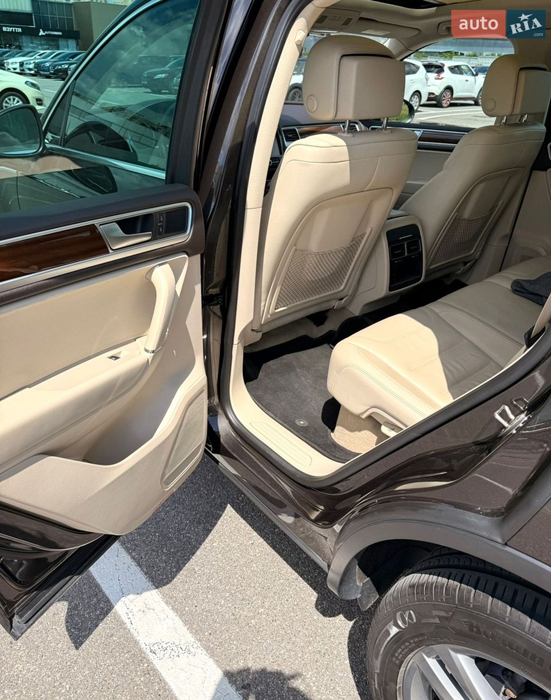 Volkswagen Touareg 2014 VIN WVGEF9BPXFD002032 фото оголошення 18 з 28