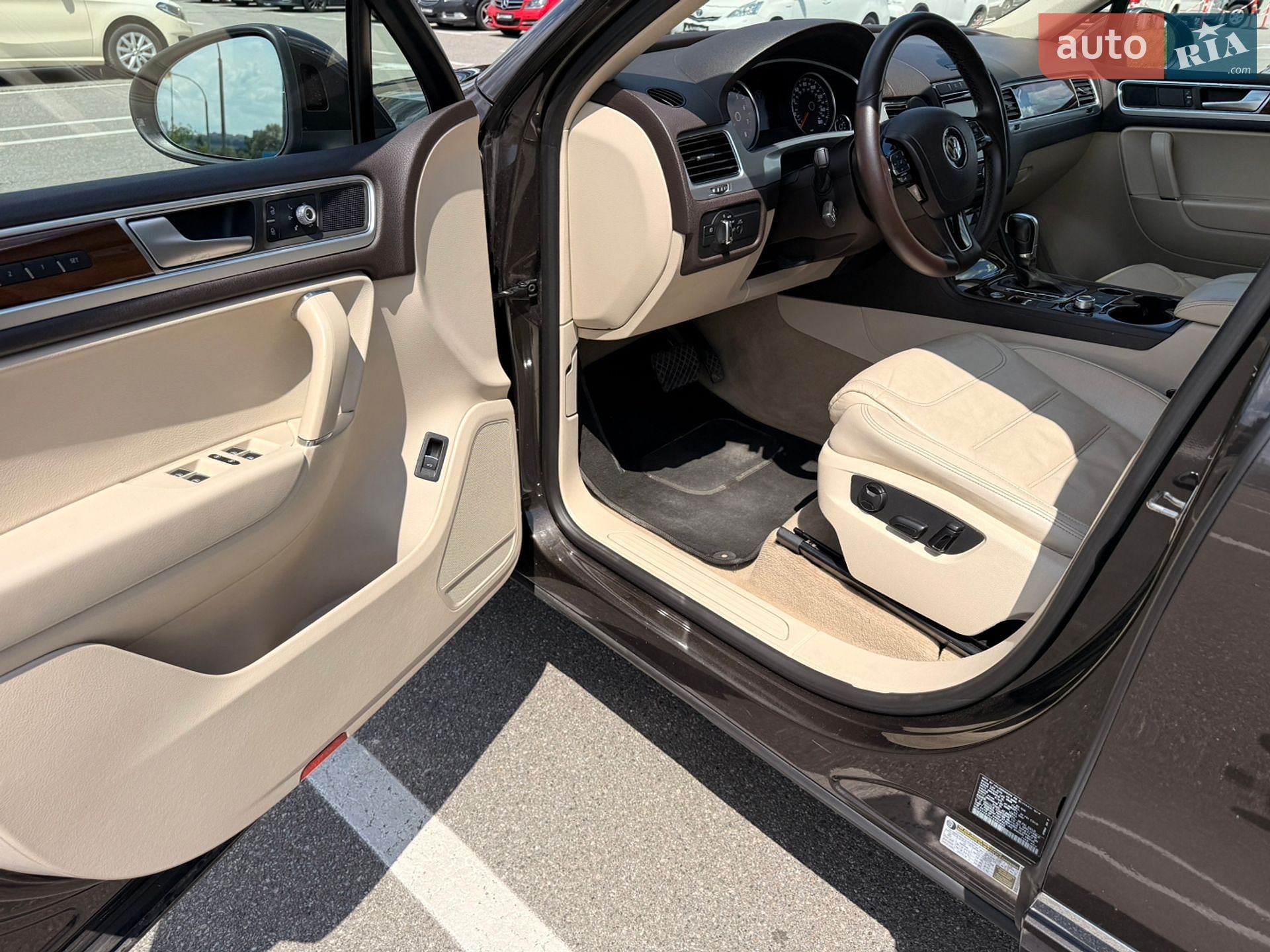 Volkswagen Touareg 2014 VIN WVGEF9BPXFD002032 фото оголошення 20 з 28