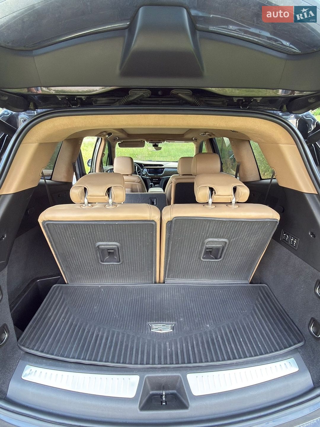 Cadillac XT6 2019 VIN 1GYKPFRS7LZ151987 фото оголошення 32 з 33
