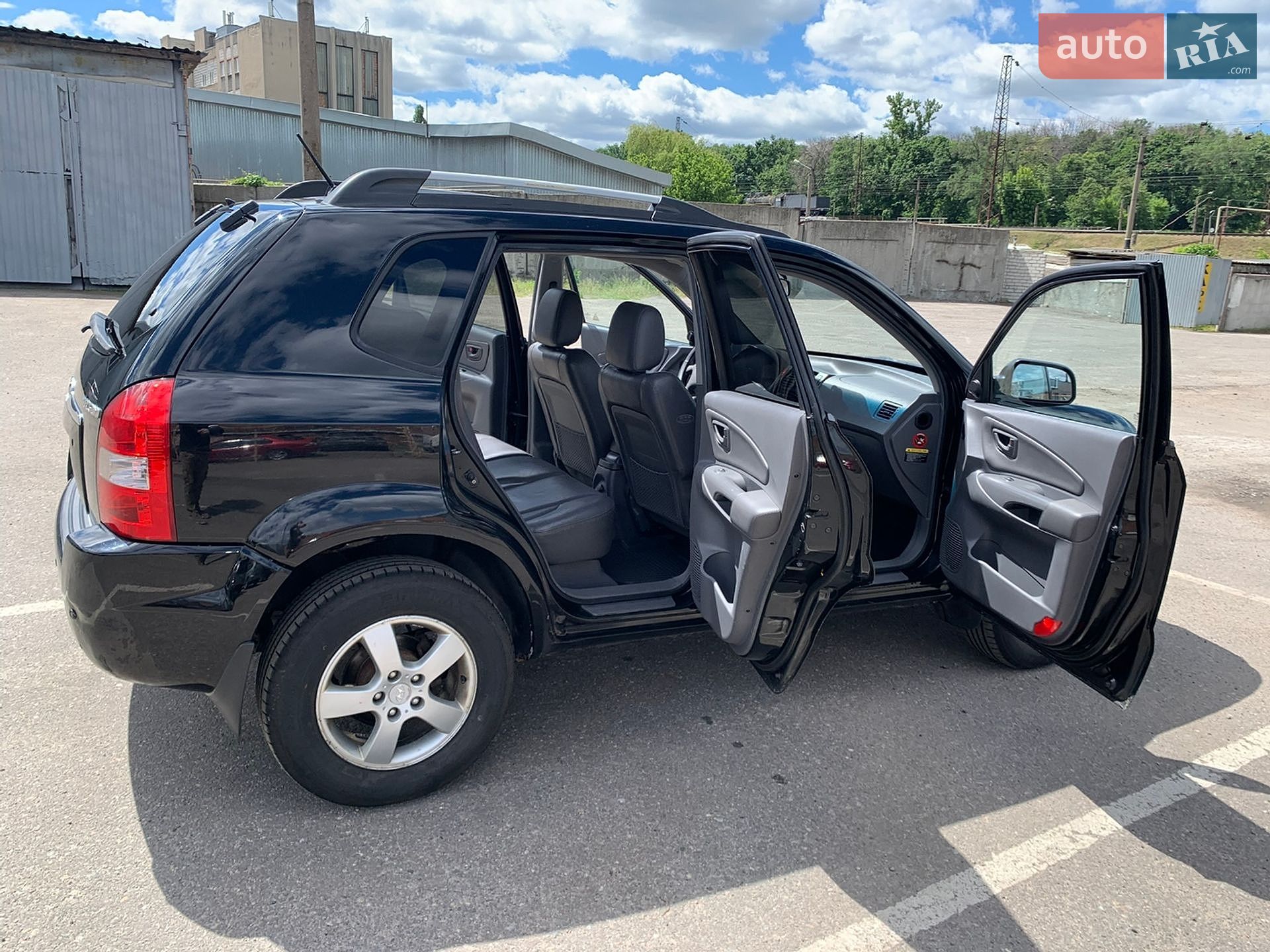 Hyundai Tucson 2005 VIN KMHJN81BP5U179610 фото оголошення 9 з 17