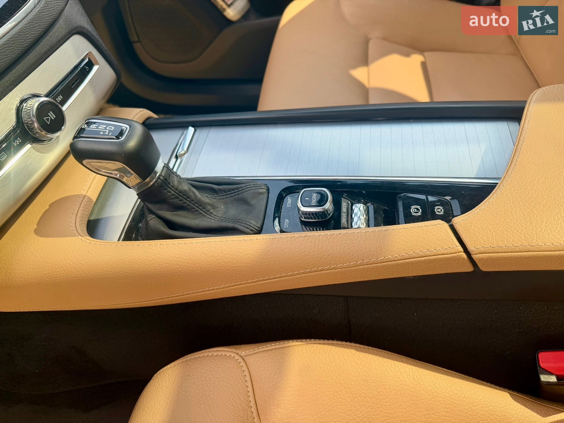 Volvo XC90 2017 VIN YV4A22PK4H1155414 фото оголошення 20 з 59